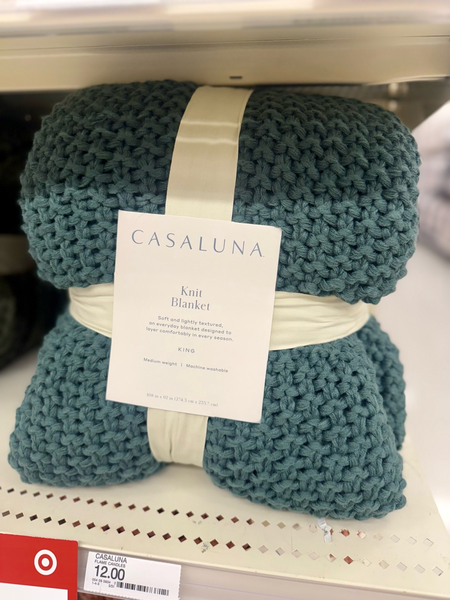 The best throw blanket

#LTKHome