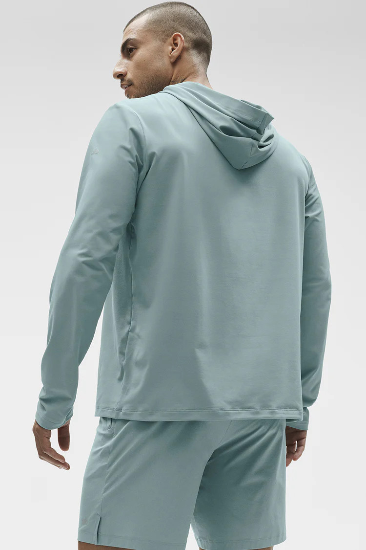 Conquer Reform Long Sleeve With Hood | Alo Yoga (US)