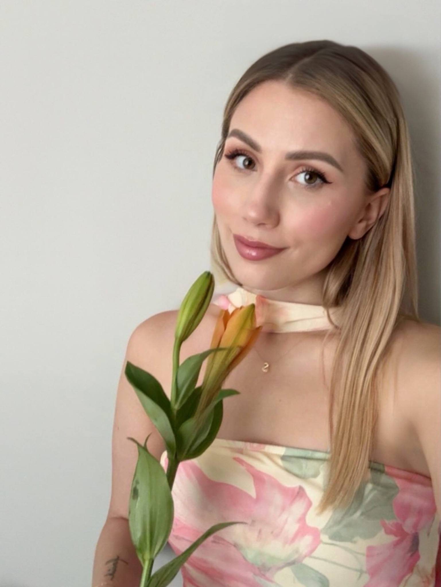 Spring / summer wedding guest

Blush: “she’s a doll”
Lip stain: “romance"

#LTKBeauty #LTKWedding