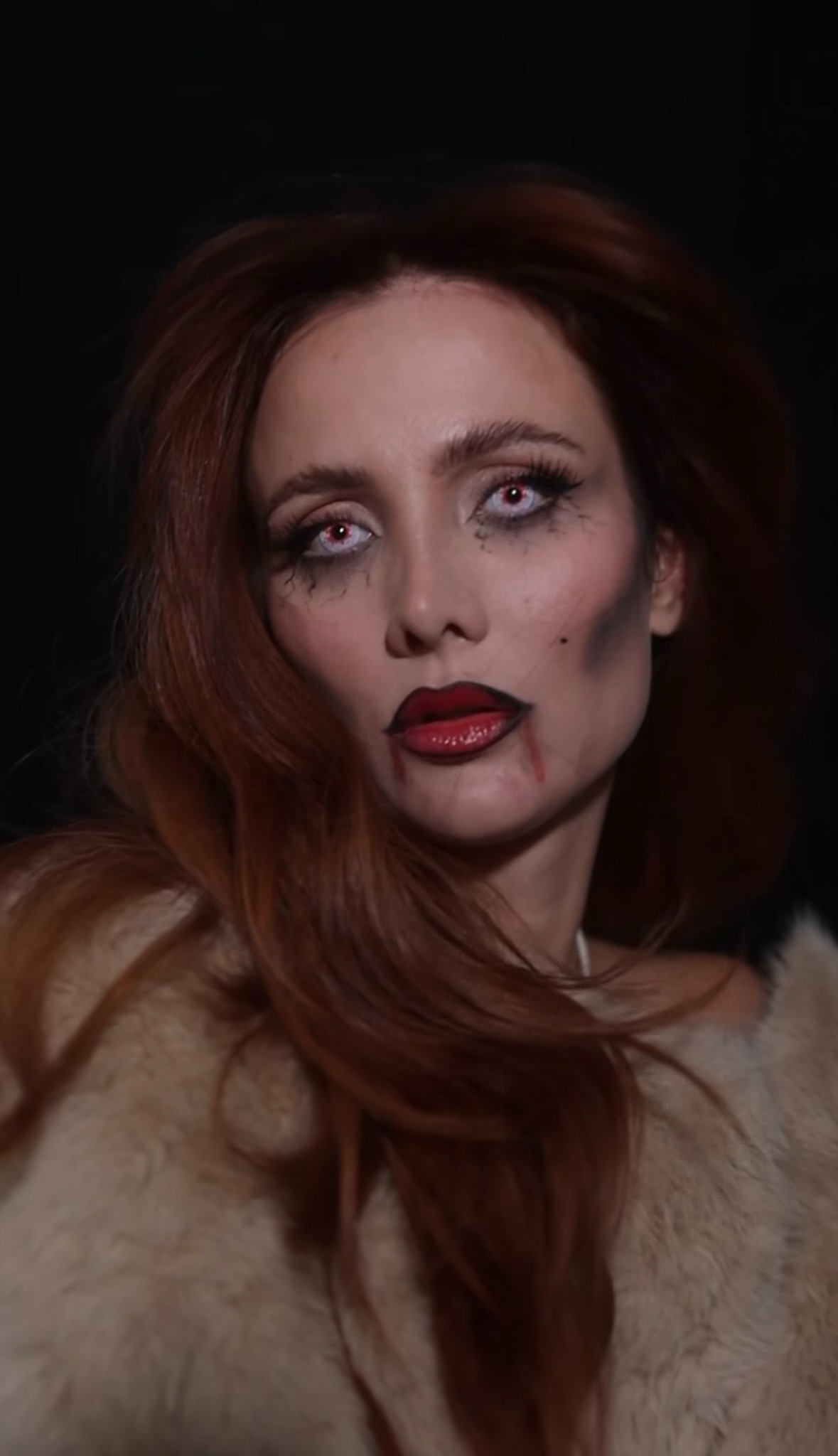 Last Minute Halloween-Inspiration für rote Haare! Vampir Victoria von Twilight #costumeidea #halloween #twilight 

 