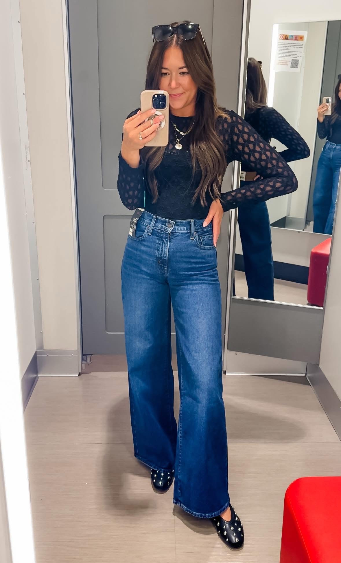 Where my denim girls at?! I grabbed these wide-leg LEVI’S today…PERFECTION! Run tts

Fall, denim, wardrobe 

#LTKU #LTKStyleTip #LTKItBag