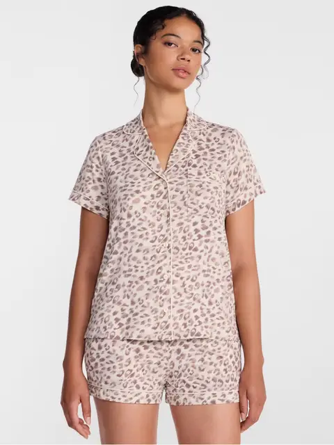 Joyspun Women's Dreamy Soft Collection Notch Collar Top and Shorts Pajama Set, 2-Piece, Sizes XS-...