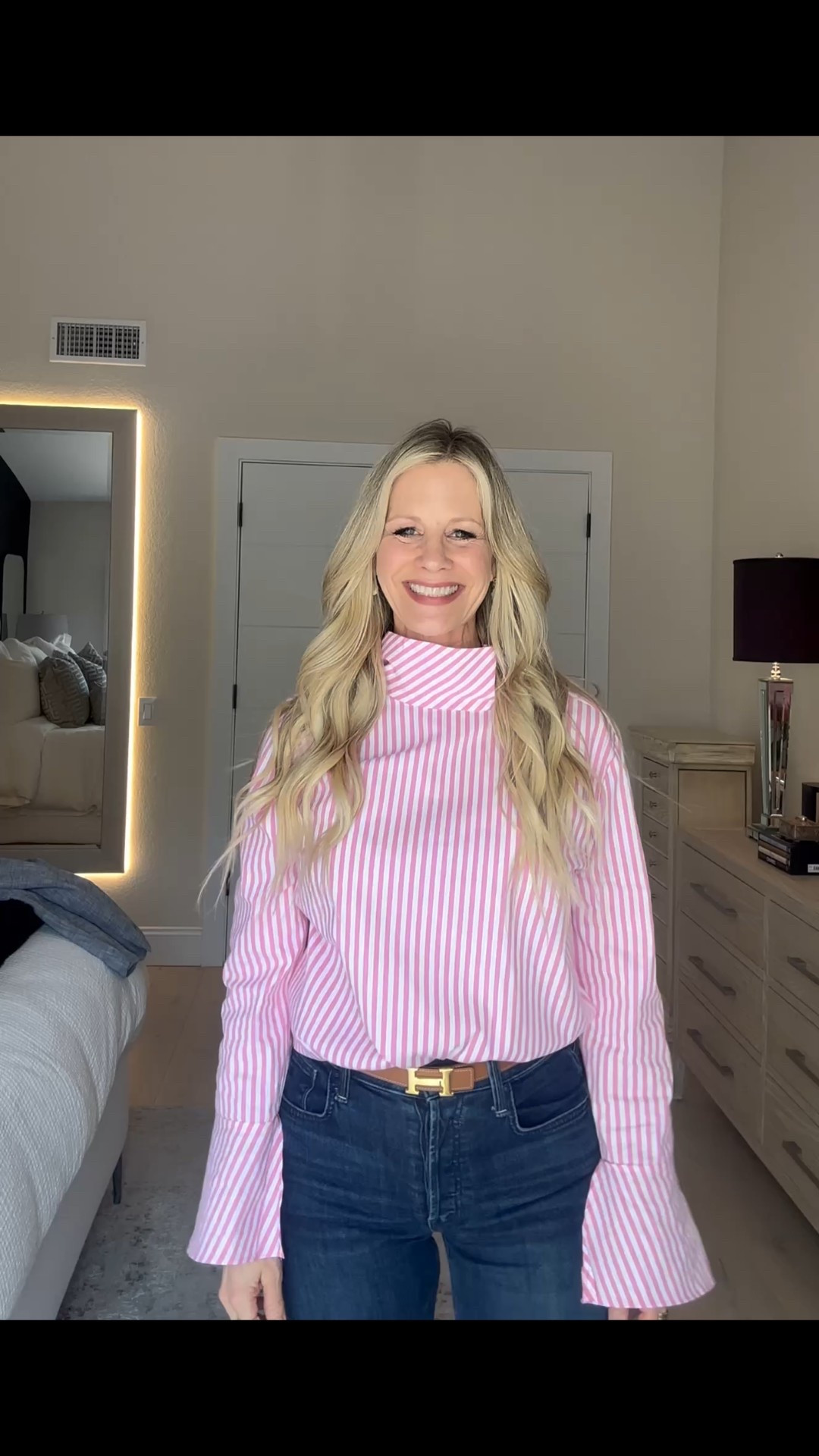 ALERT Coastal Vibes:  Found this cute top…isn’t she pretty? 😊💕 She’s sold out in pink right now, but avail in blue/white. Wearing a small. 

Red Carpet of Life, spring top, Benaar, Mother jeans, Tom Ford, Hermes, spring outfit, LTK over 50, Tiiu Loigu 

#LTKWatchNow #LTKStyleTip