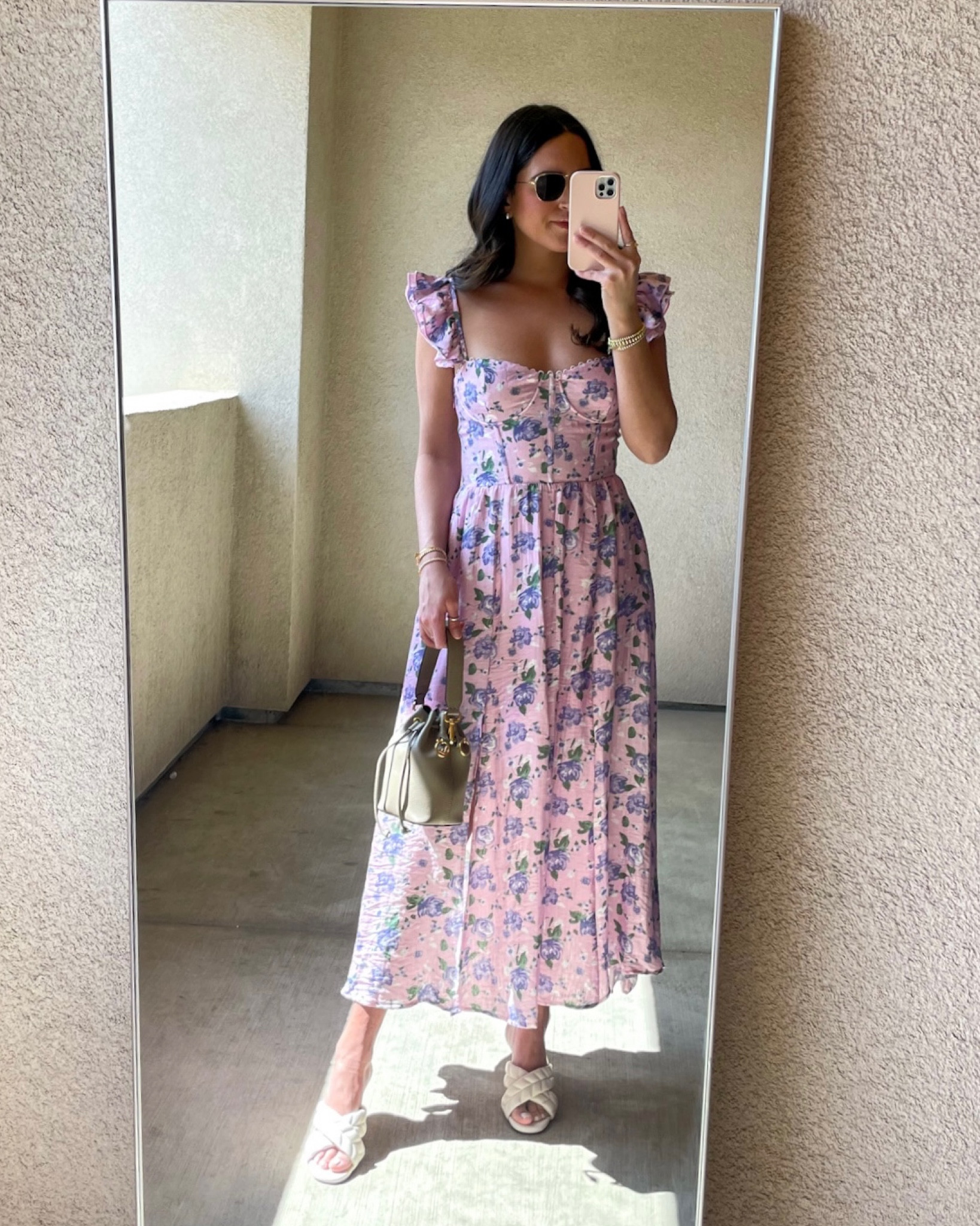 Wearing a size small

Spring dress, Easter dress

#LTKfit #LTKFind #LTKstyletip