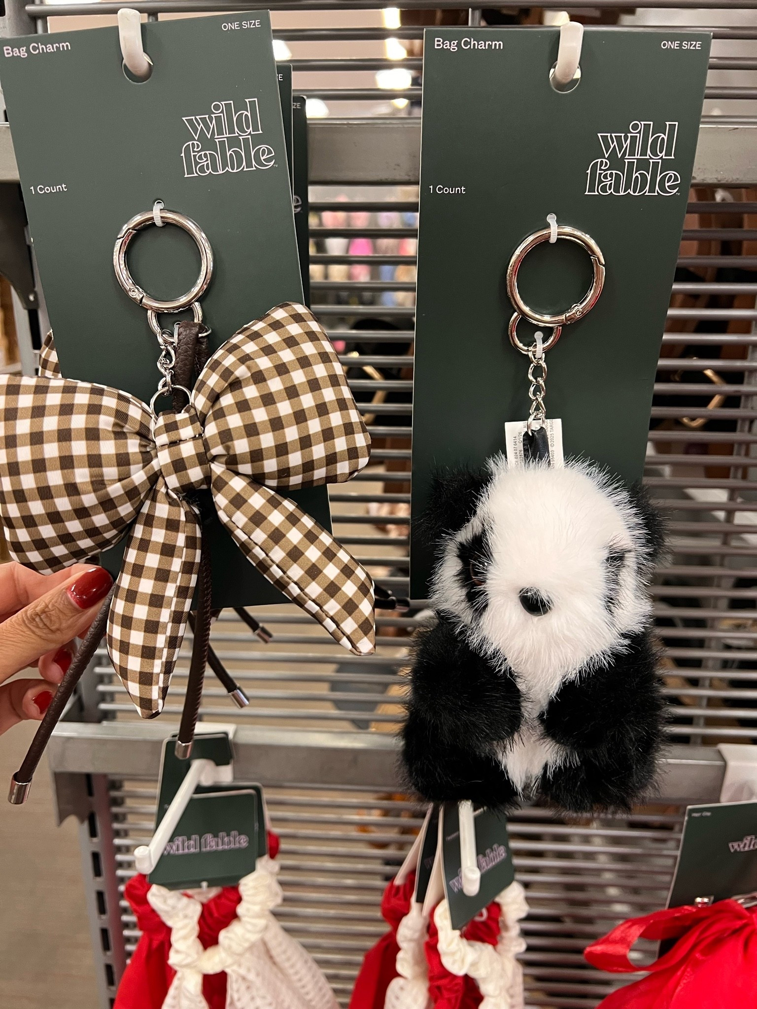 30% off bag accessories 

Target finds, Target style, bag accessories , keychain

#LTKSaleAlert