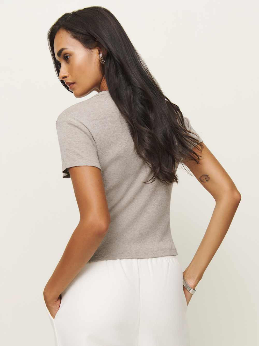 Max Slim Tee | Reformation (Global)