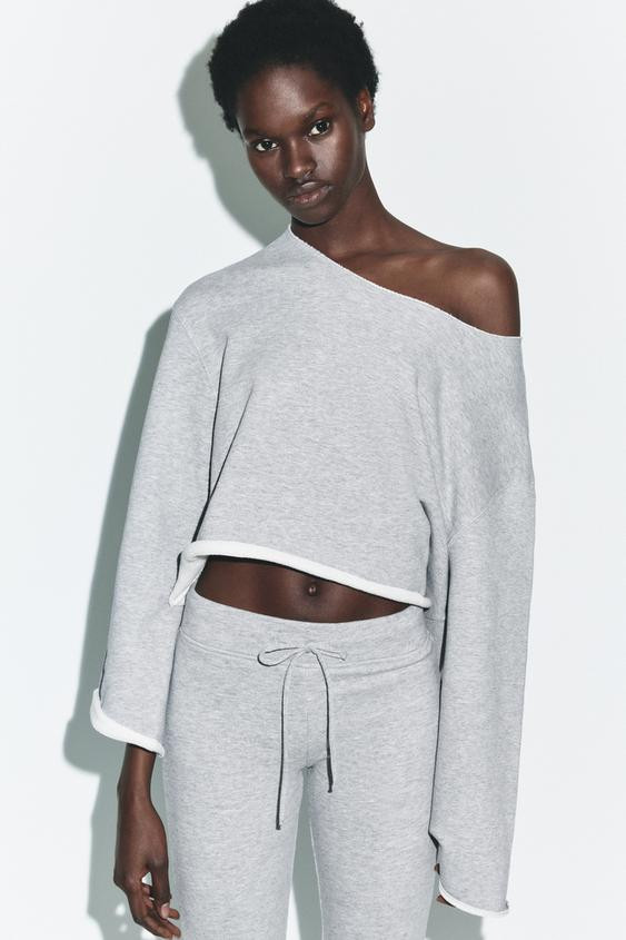 BOAT NECK SWEATSHIRT | Zara US