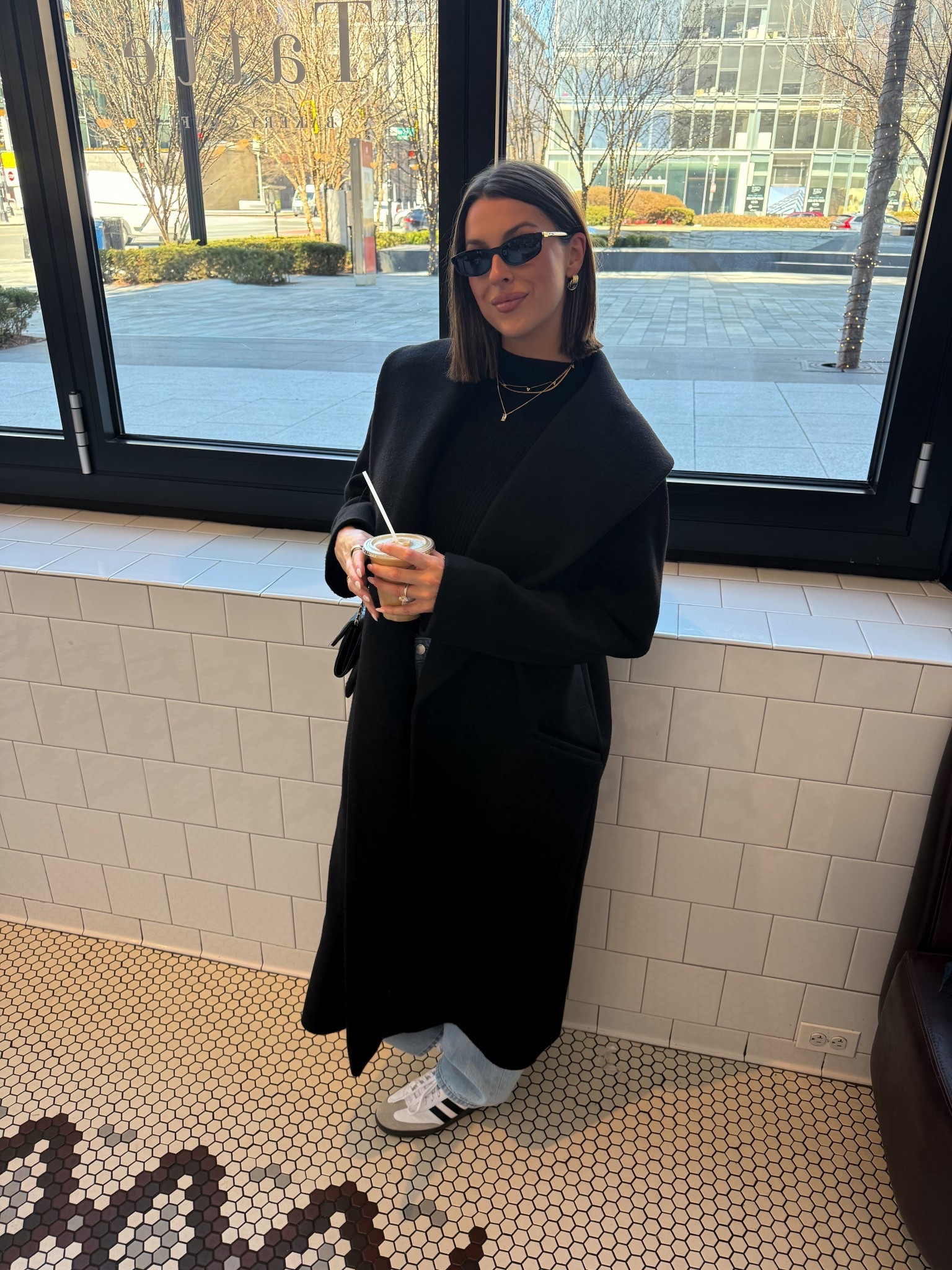 Brunch & shopping ootd 🖤

#LTKootd
