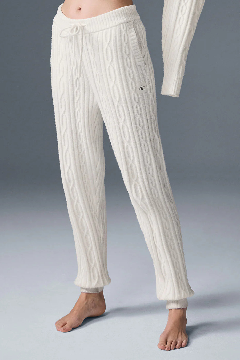 ALO | Cable Knit Winter Bliss Pants in Ivory White, Size: 2XS | Alo Yoga (US)