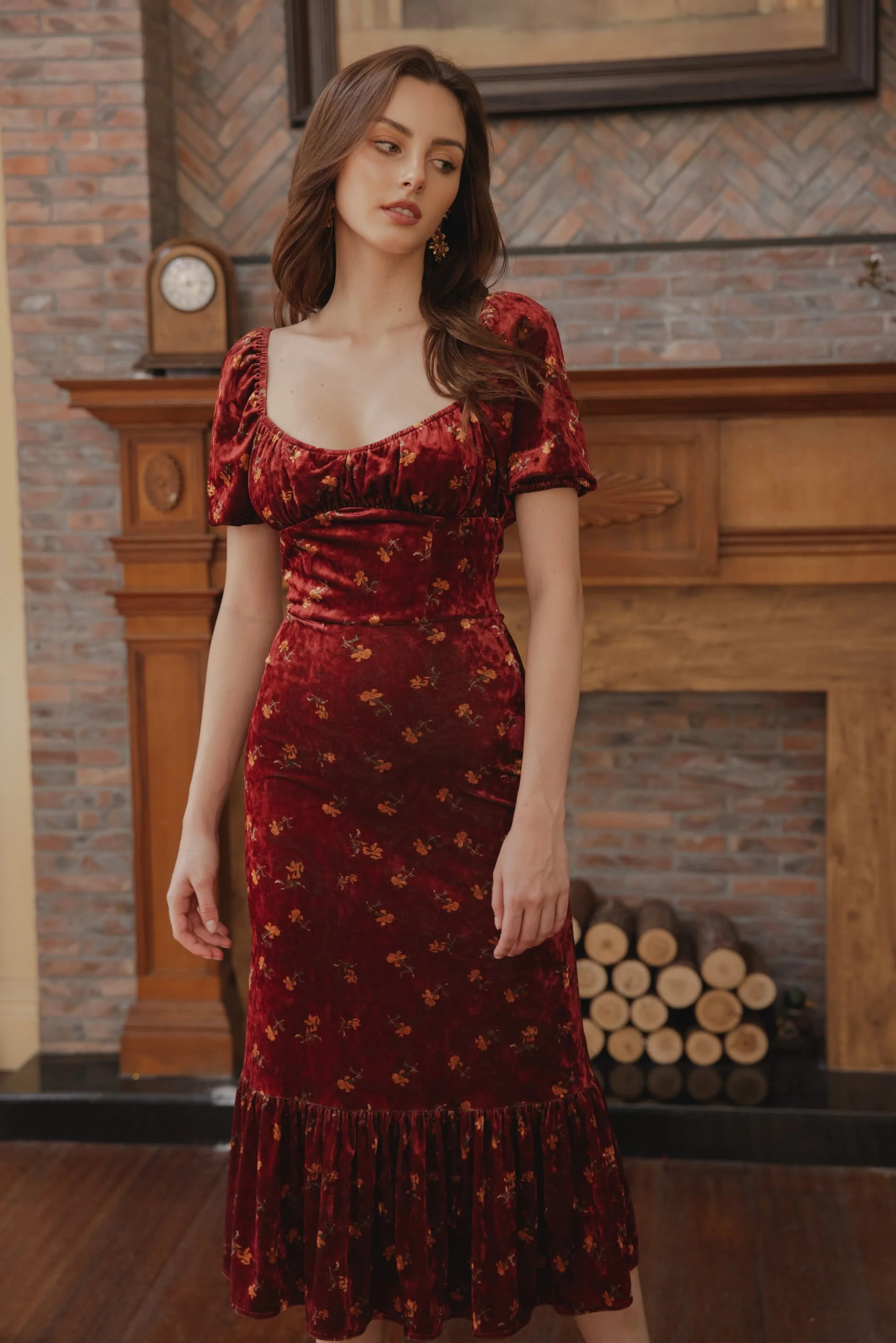 Brielle Floral Velvet Midi Dress in Burgundy Red | American Heiress