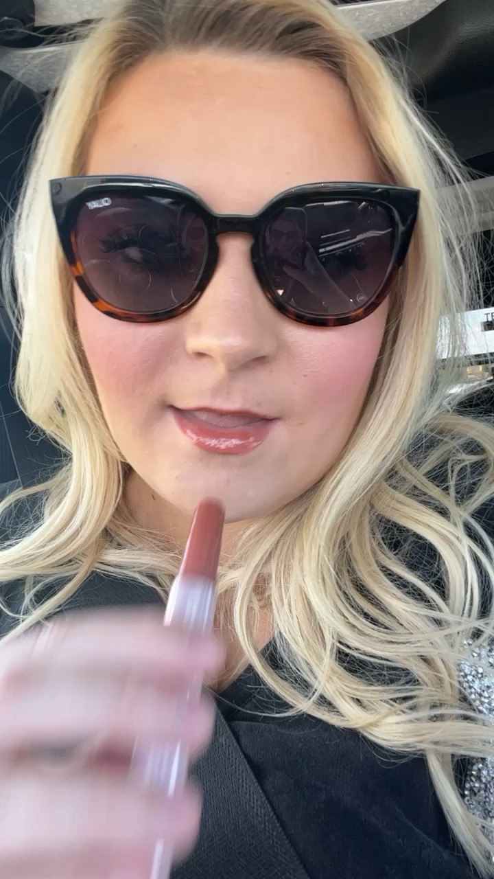 Tarte maracuja juicy lip! Wearing coconut 🥥 CODE: kortneyandkarlee15 for 15% off 

#LTKbeauty #LTKsalealert #LTKunder50