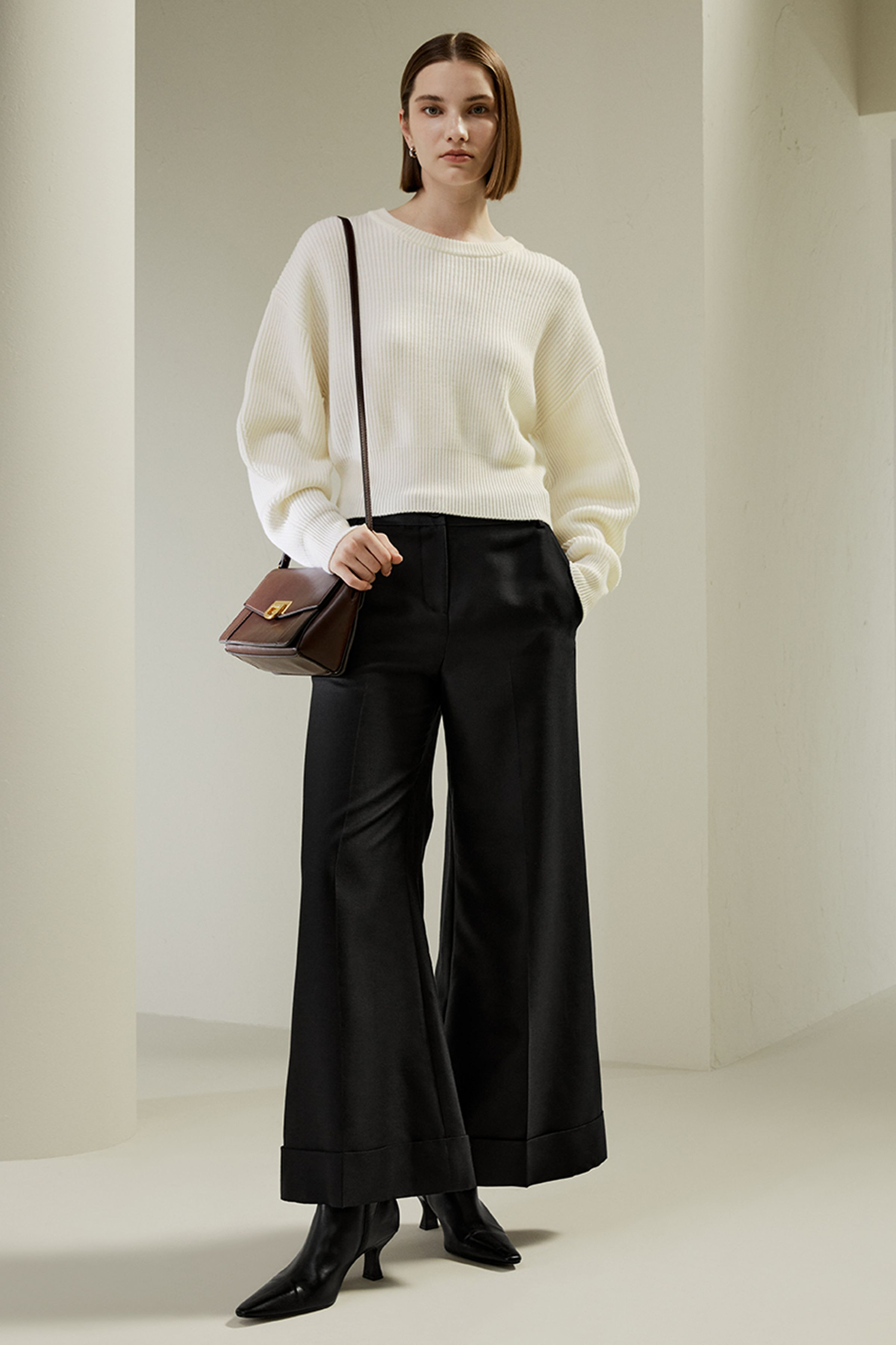 Round Neck Drop-Shoulder Merino Wool Sweater | LILYSILK