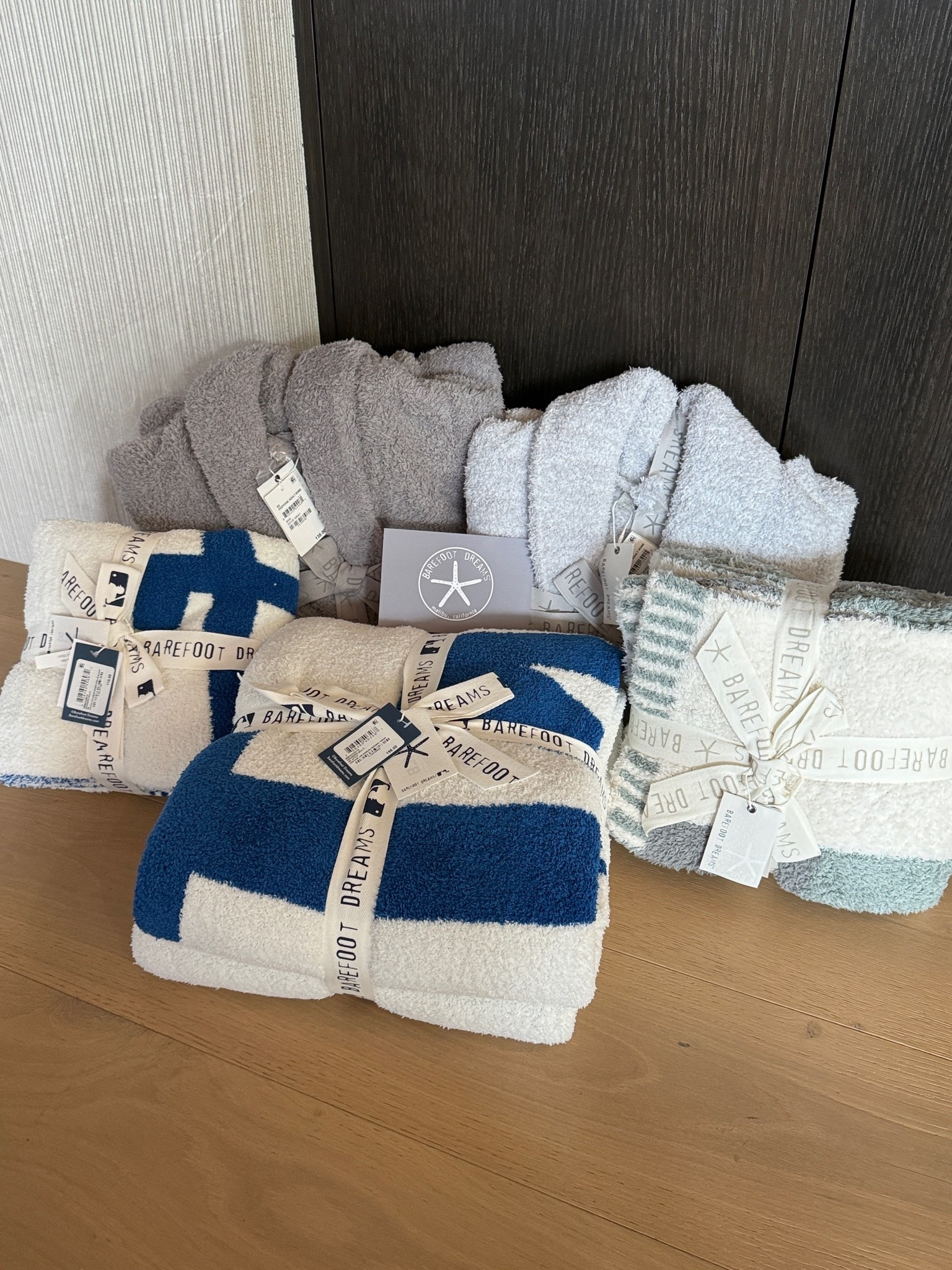 Barefoot Dreams makes for the best gifts! We love all of our blankets and robes. Baby boy loves his stroller blankets now too! 

Blankets, gifts, graduation, new mom, new house, housewarming, MLB collection, Dodgers

#LTKmomlife #LTKBaby #LTKHome