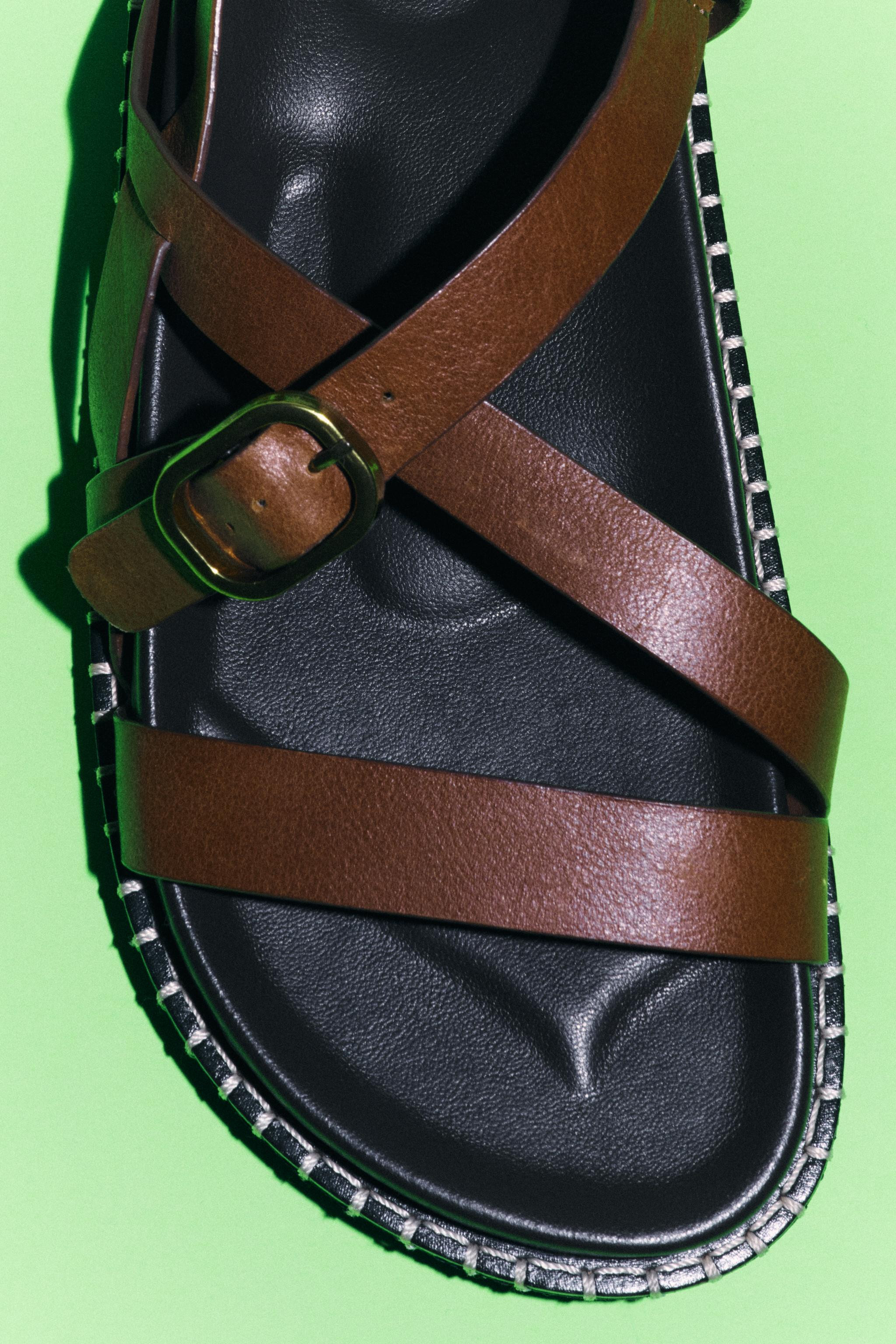 FLAT LEATHER SANDALS WITH CRISS-CROSS STRAPS | Zara UK