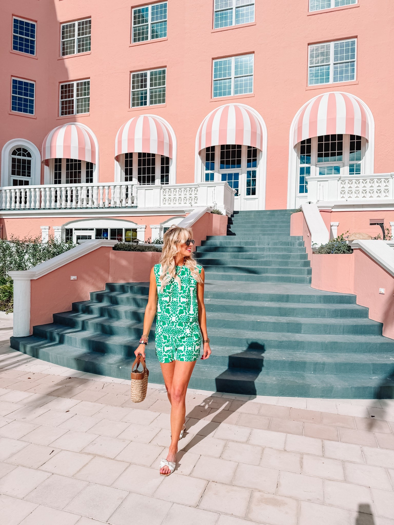 How pretty is this set from Avara? Use code AMYANN15 for a discount! 

Avara / Women’s set / Spring style / Classic style / Bow flats 

#LTKgrwm #LTKootd