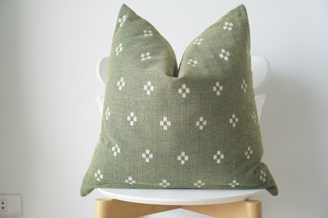 Block Print Pillow, Neutral Pillow, Farmhouse Pillow, Modern Bohemian, Modern Boho, Christmas Dec... | Etsy (US)