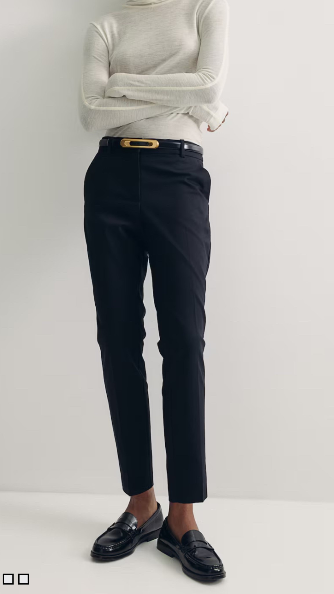Black cigarette pants! 

#LTKFindsUnder50 #LTKStyleTip #LTKMidsize