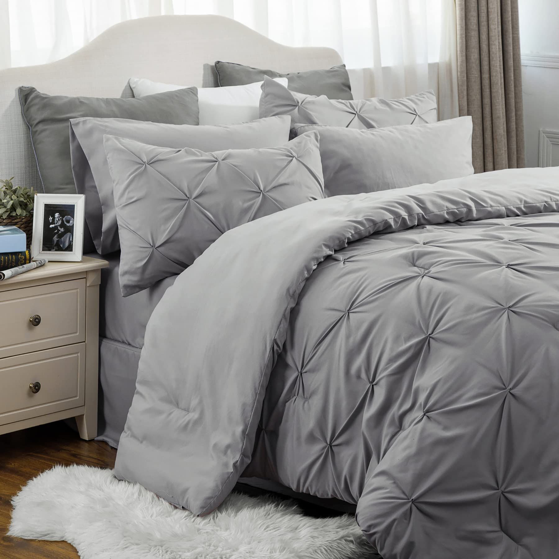 Bedsure Twin Comforter Set with Sheets - 5 Pieces Twin Bedding Sets, Pinch Pleat Grey Twin Bed in... | Amazon (US)