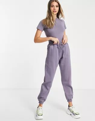 Missguided oversized sweatpants in purple | ASOS (Global)