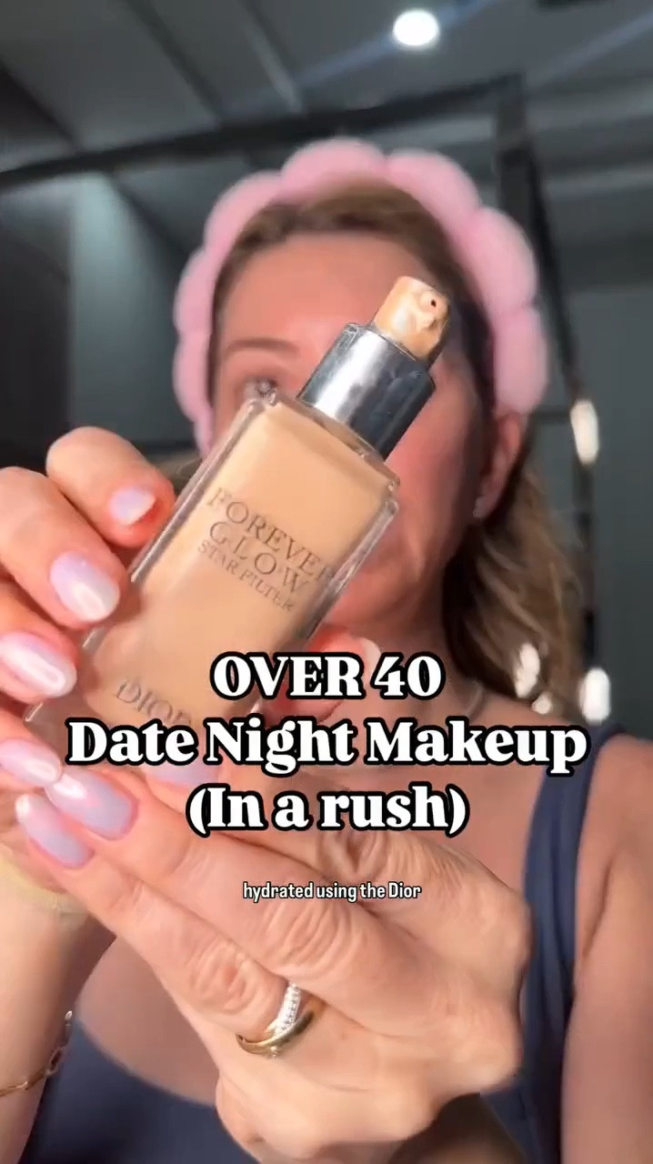 Quick tips for getting date night ready or glam when you don’t have a lot of time 🤍. I like to use products that I know are really easy for me to use—for example, here I’m only using one eyeshadow tin instead of breaking out like a pallet with 1 million different colors. I will use one eye tint with a voluminous mascara. I love this one from @hauslabs . Even if you have some new products that you really wanna try don’t try to use them for the first time if you need to leave the house in 10 minutes because you will never be able to get out the door. Use your tried and true products and colors that you know work well on you and that you feel really good in!

#LTKBeauty #LTKOver40 #LTKFindsUnder50