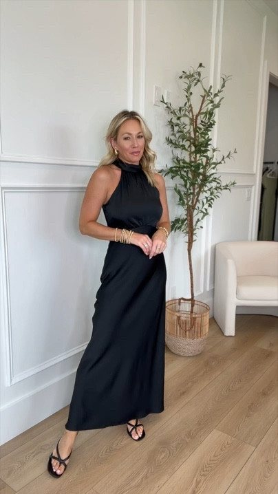 Target has dresses 20% off right now! My go to for wedding guest dresses, date night, and girls night! Wearing an xs in all. 

#TargetPartner #Targetstyle @target, @targetstyle

#LTKSaleAlert #LTKVideo #LTKWedding