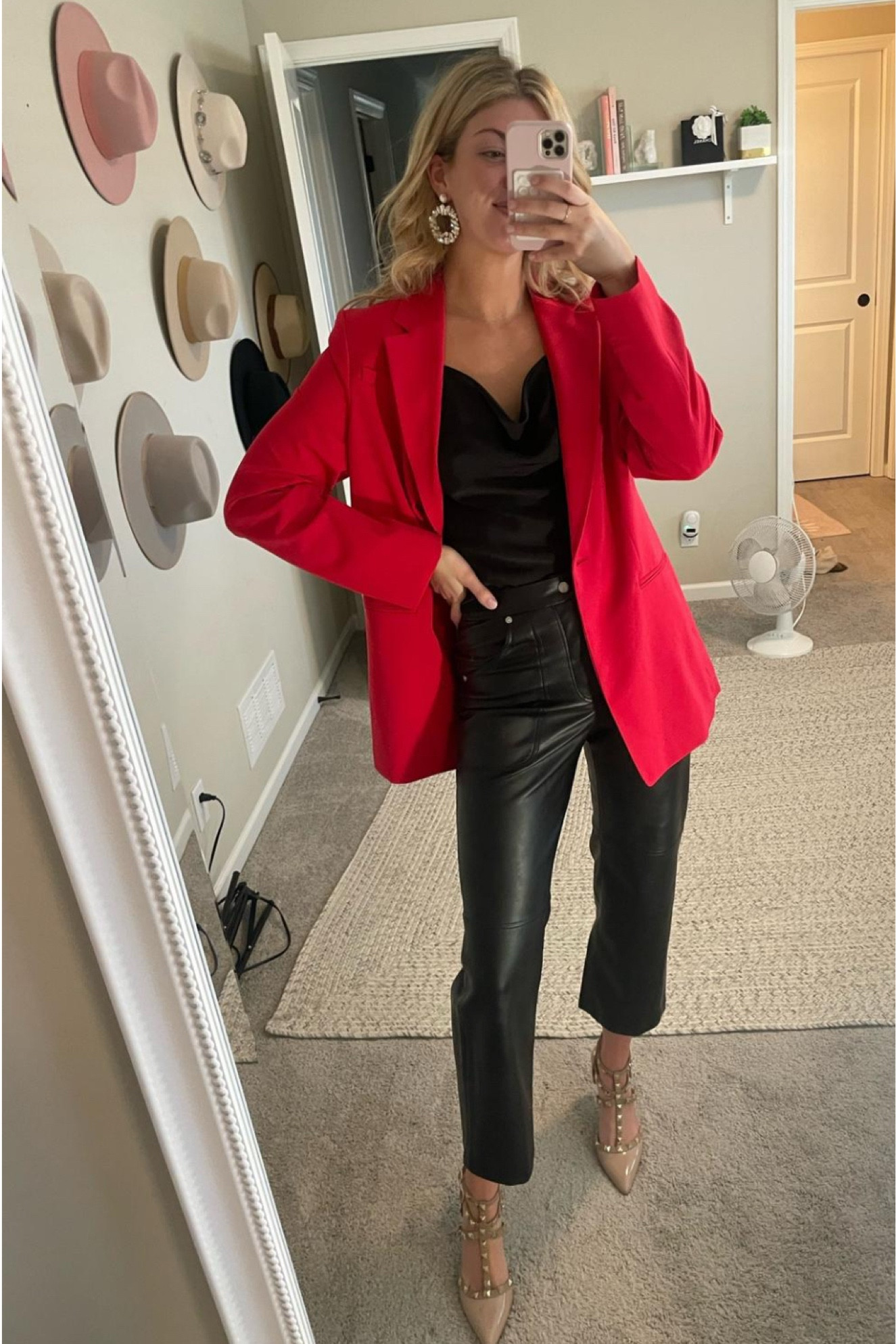 Cutest holiday party outfit idea! 

#LTKHoliday