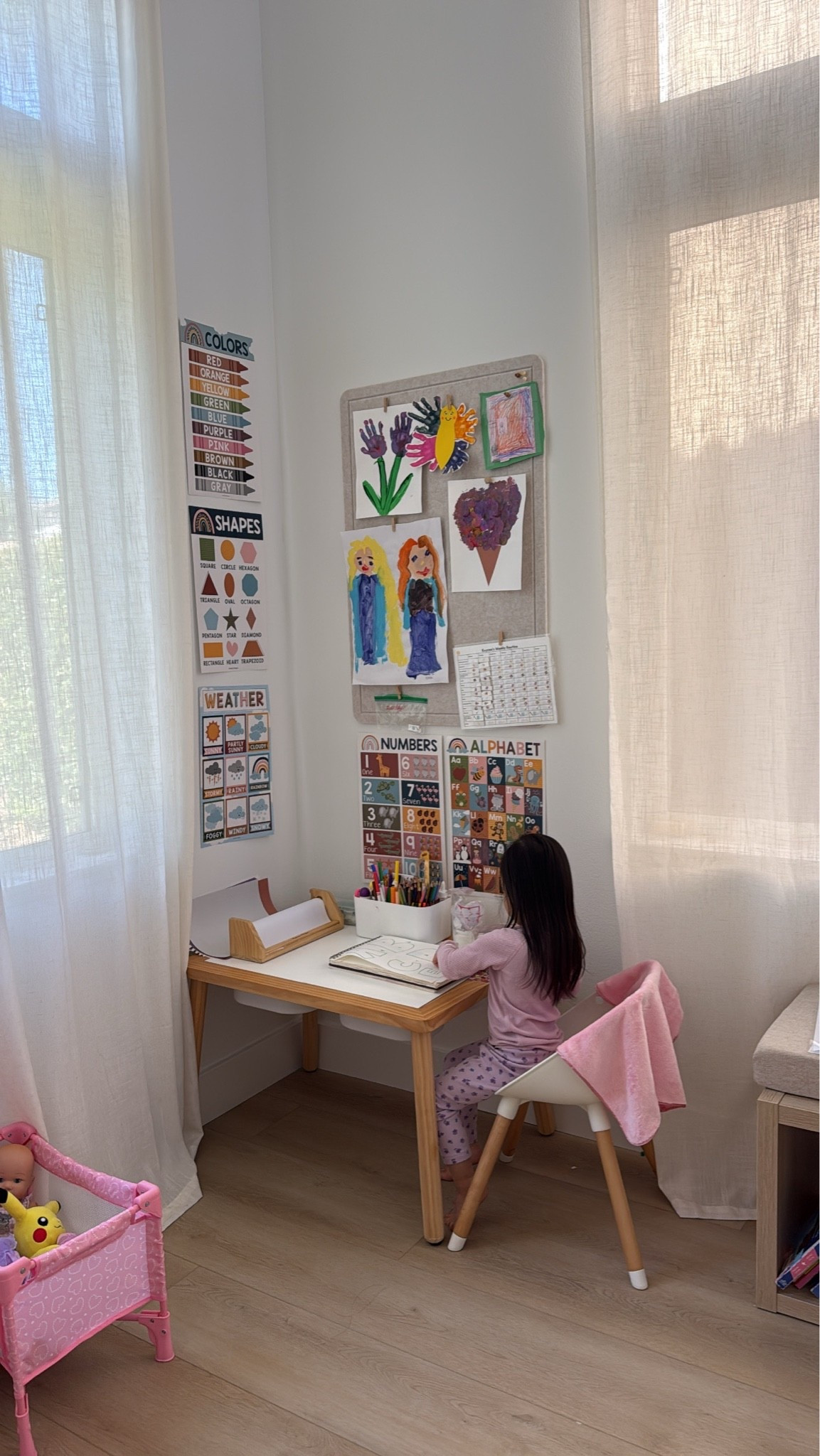 we’ve been spending a lot of time in this corner! #toddlerlearning #playcorner #playroom -#toddlerfinds

#LTKmomlife #LTKHome #LTKKids