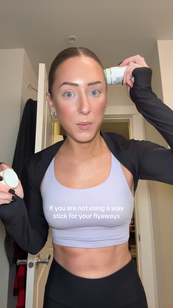 VLOGMAS DAY 11: how to slick back your hair

#LTKcanada #LTKbeauty #LTKwinter