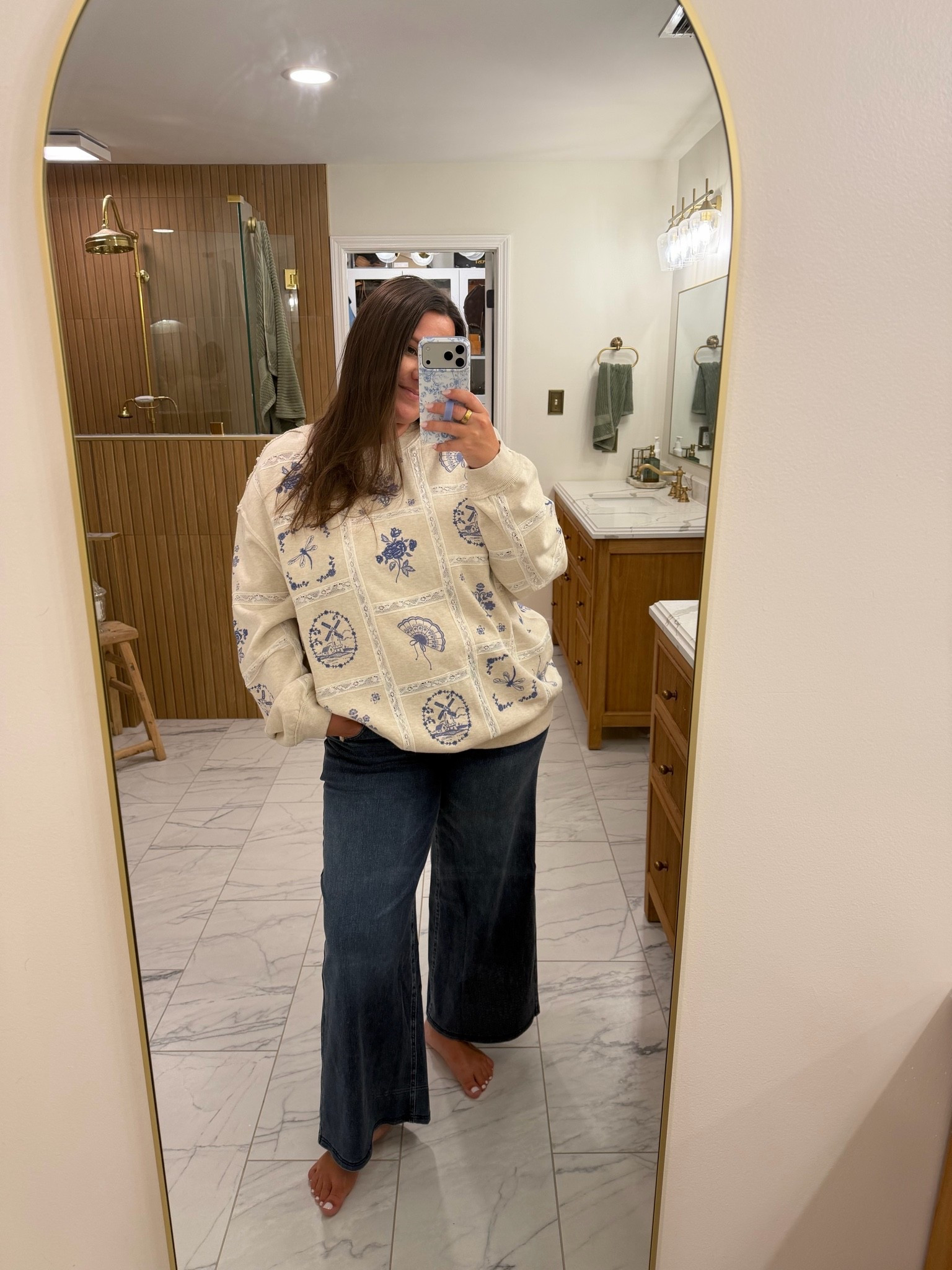 Stretchy pull on denim for plus size - use code “LTK15” for $$ off!! 
I love that these flatter the waist but are super cozy. Thanks for the gift @Bloomchic

#LTKPlusSize #LTKootd #LTKmomlife