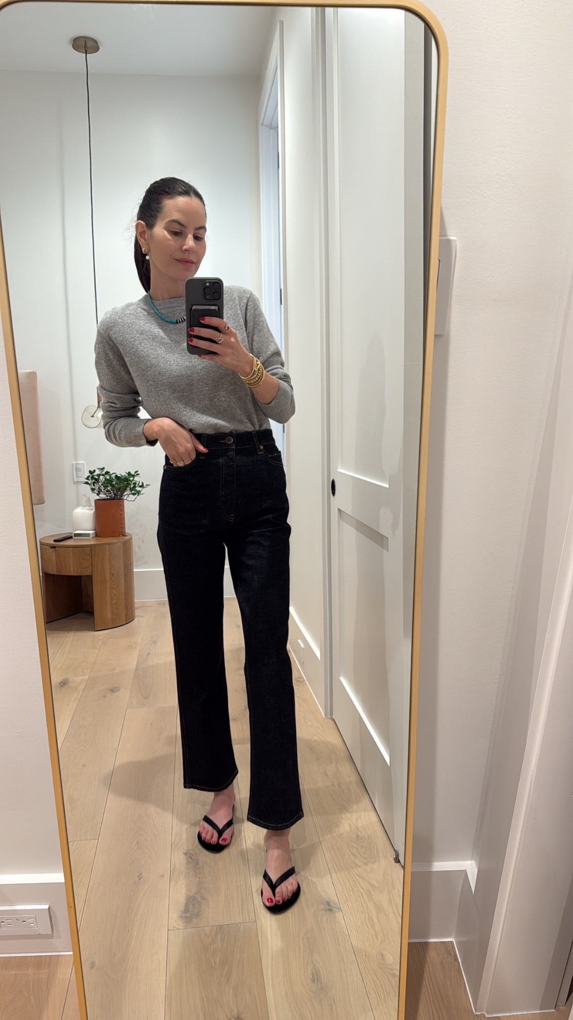 My sweater is on sale! Shopbop sale is live from 9/29-10/2!
15% off $200
20% off $500
25% off $800

Use code STYLE

Women’s fashion, fall fashion, fall style, fall outfits, fall outfit inspo, fall ootd, outfit ideas, trendy fashion, chic style, Shopbop, Shopbop sale, seasonal fashion, fall outfit ideas, outfit of the day, what to wear for 


#LTKStyleTip #LTKSaleAlert #LTKSeasonal