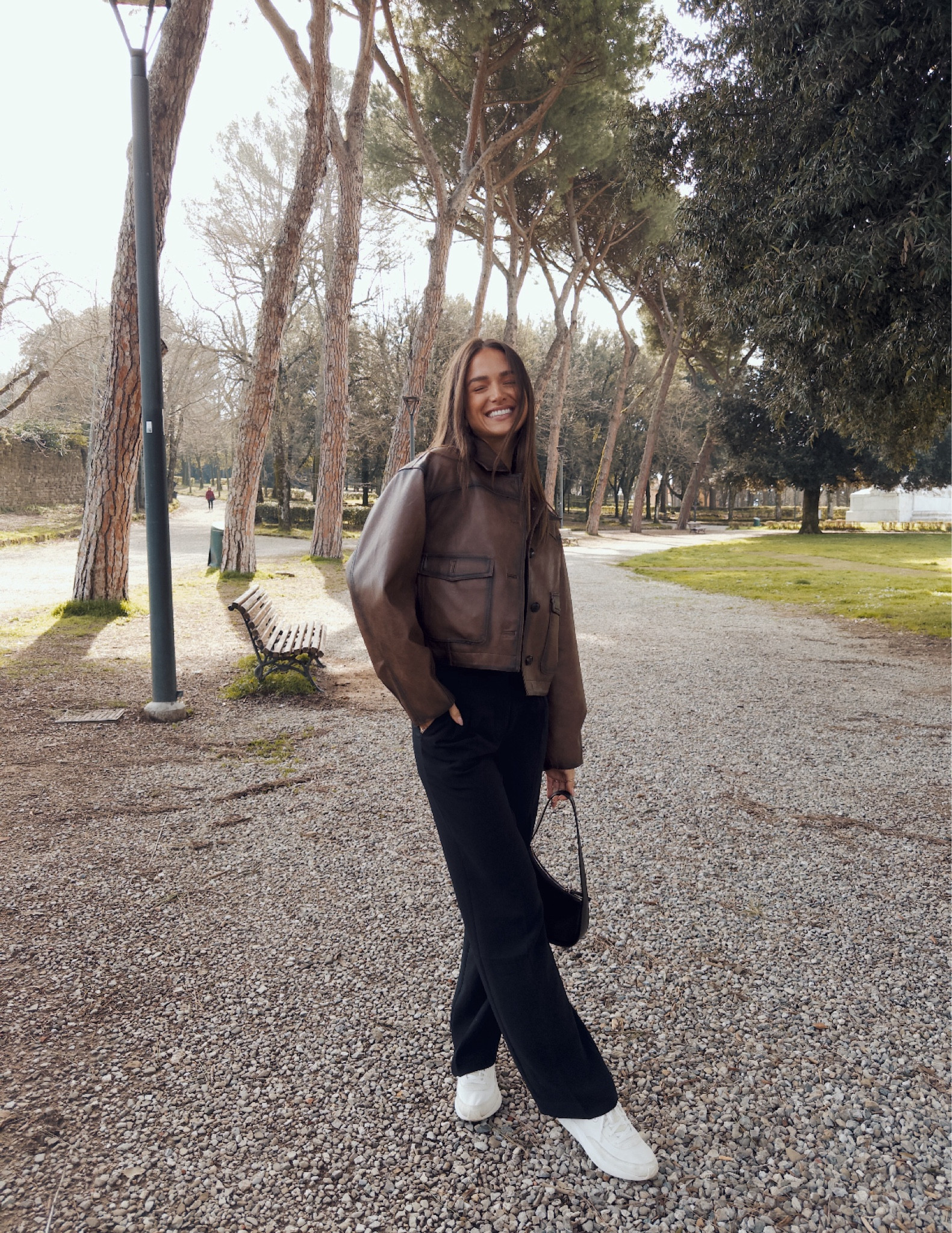 Hi from Italy! My exact jacket is Source Unknown but I linked a similar option. 🤎