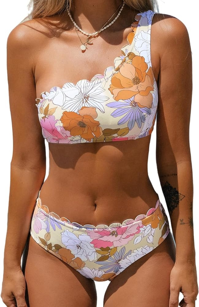 CUPSHE Women's Bikini Sets Two Piece Bathing Suit One Shoulder Mid Rise Scalloped Wide Strap Back... | Amazon (US)