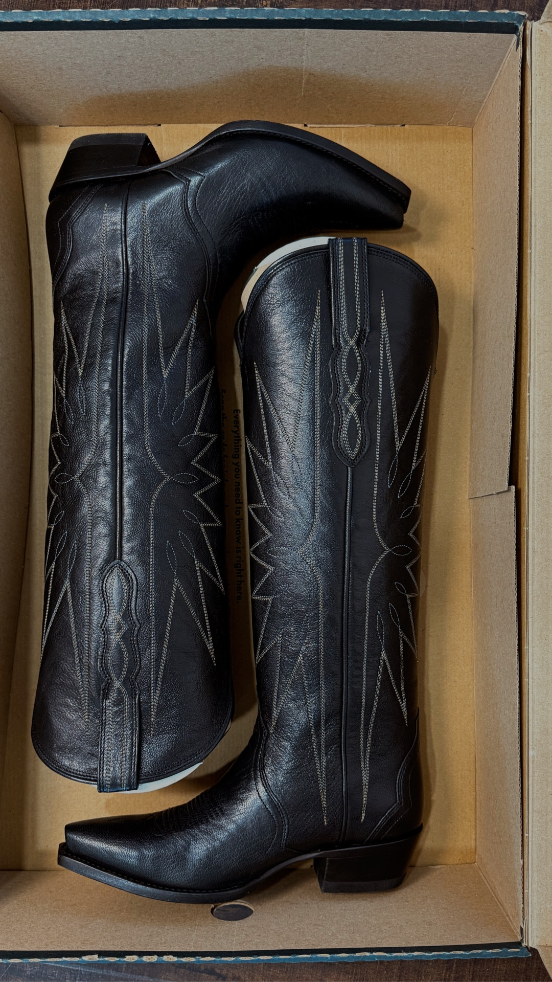 The most stunning cowgirl boots, I have them in cream as well and they are so comfortable. I love the taller shaft, run tts. 




Cowgirl boots, western fashion, cowboy boots, boots, cowgirl style, rodeo fashion, festival fashion, stagecoach outfit, Coachella outfit, white boots, tecovas, riding boots, horse girl fashion, women’s shoes, outfit inspo 

#LTKFestival #LTKgrwm #LTKootd