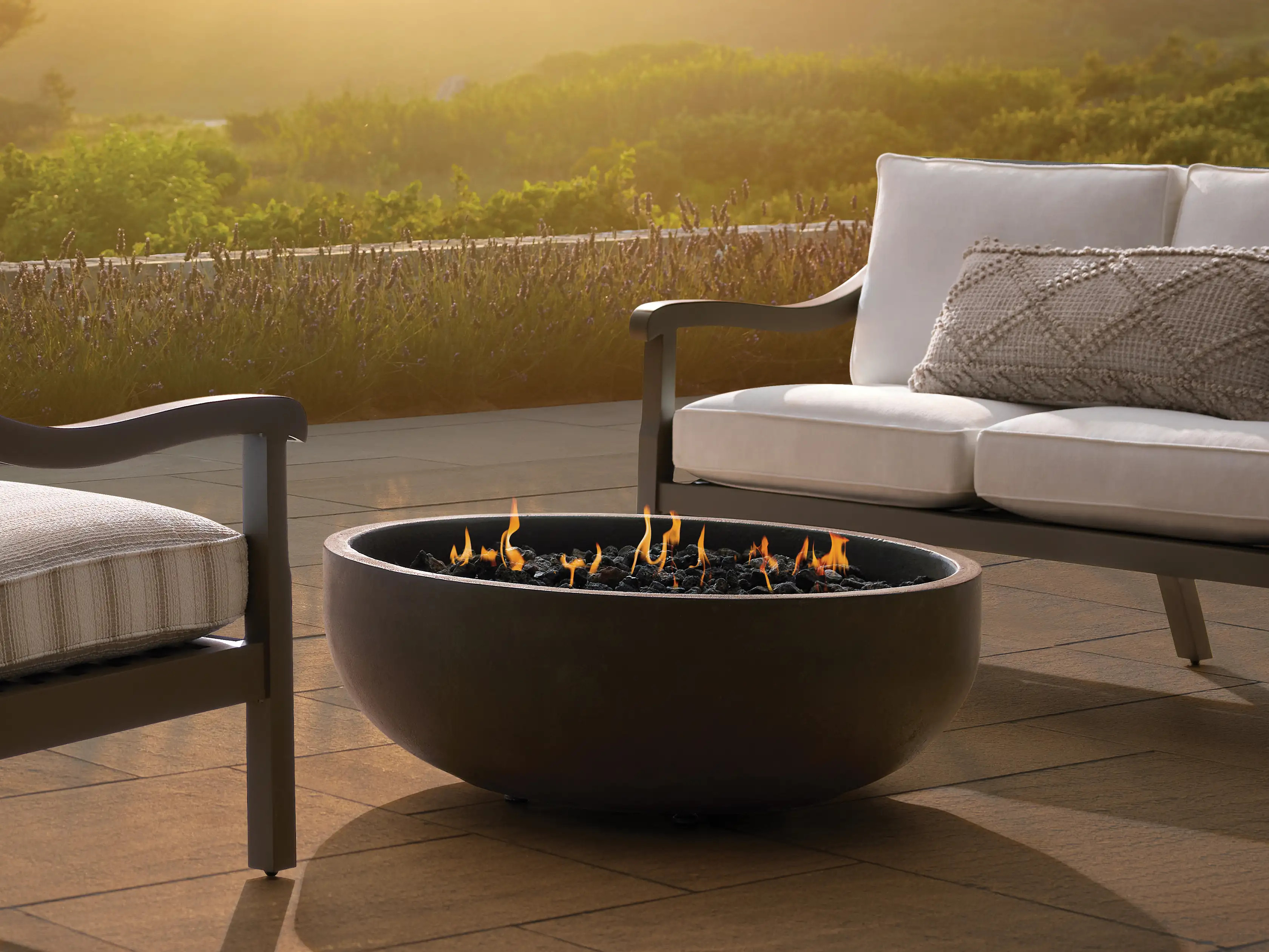 Carson Round Propane Fire Pit | Arhaus