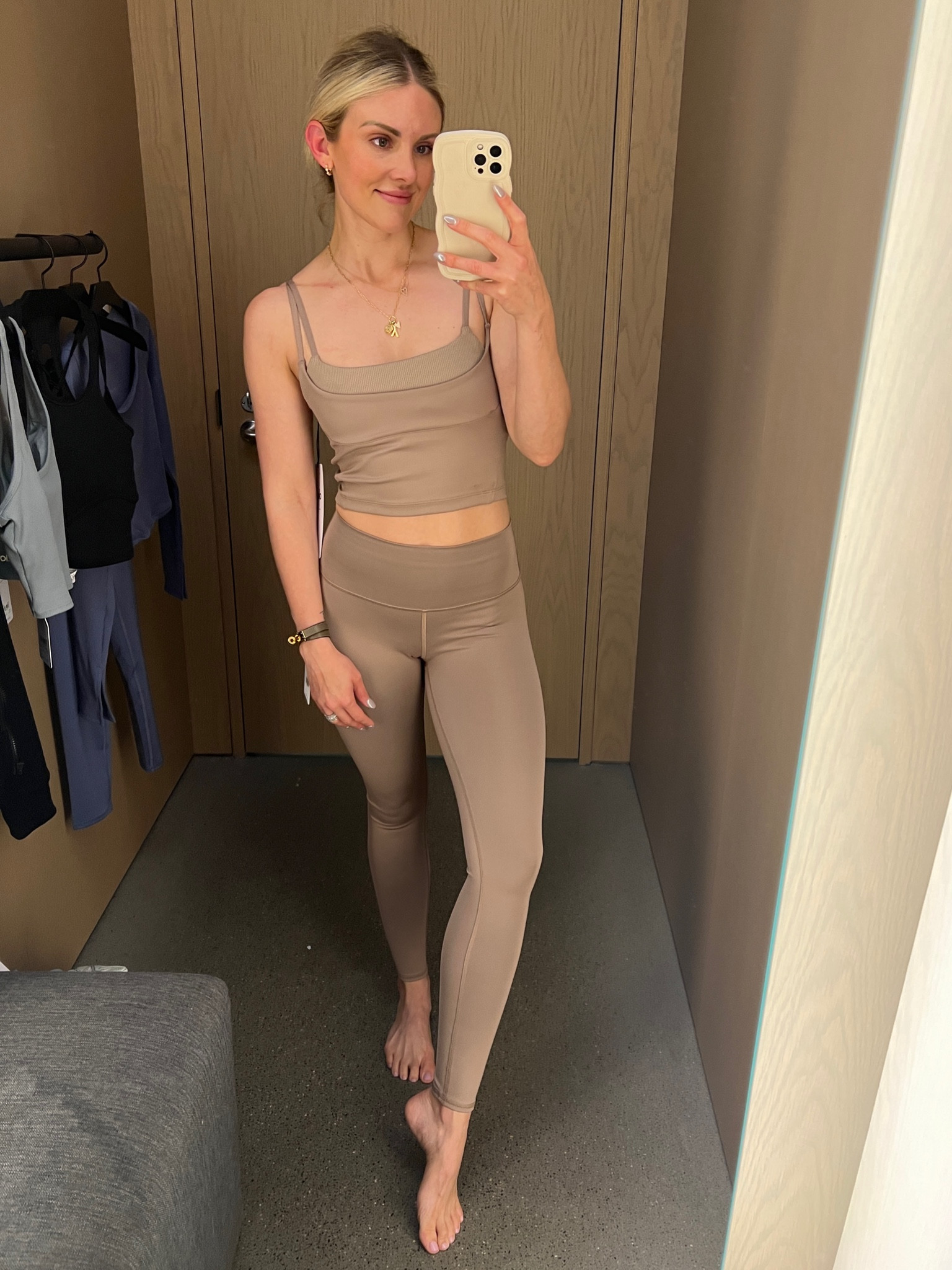 Alo yoga airlift workout set size xs top & bottom color taupe 

#LTKSeasonal #LTKfit #LTKunder100