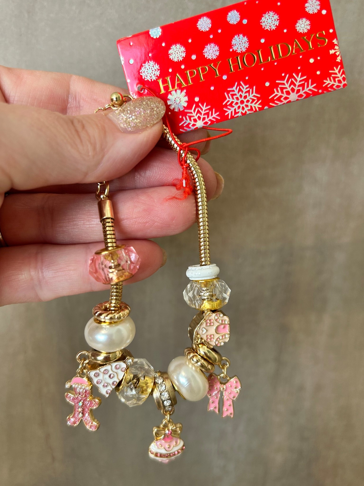 Merry little bracelet for the holidays! 😍✨🎄

#LTKMidsize #LTKFindsUnder50 #LTKHoliday