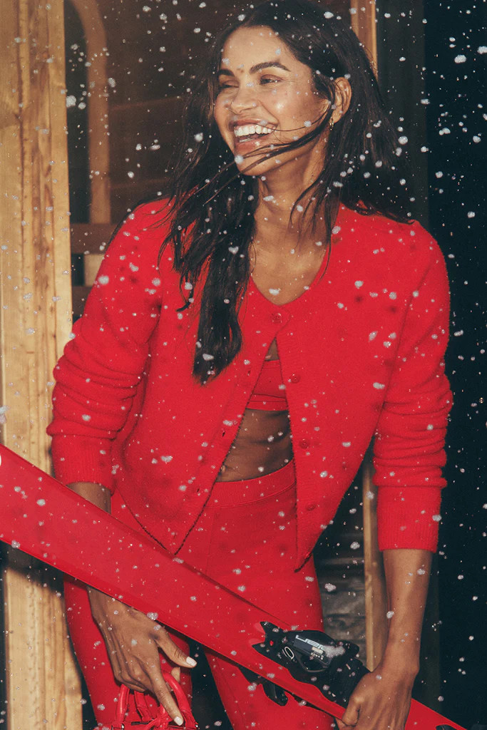 Snuggle Up Sweater Cropped Cardigan | Alo Yoga (US)