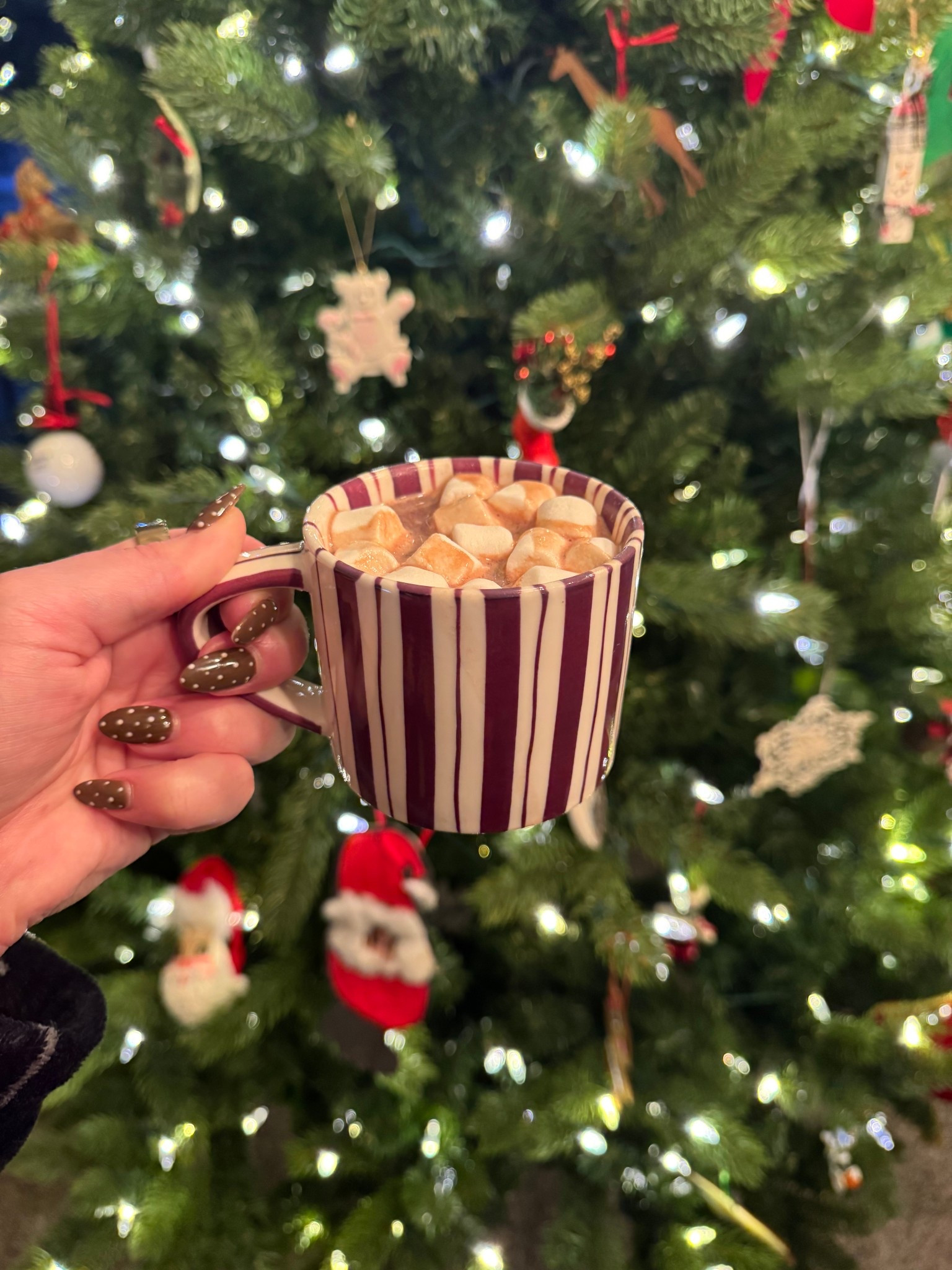 The cutest Christmas mugs 

#LTKmomlife #LTKHoliday #LTKHome