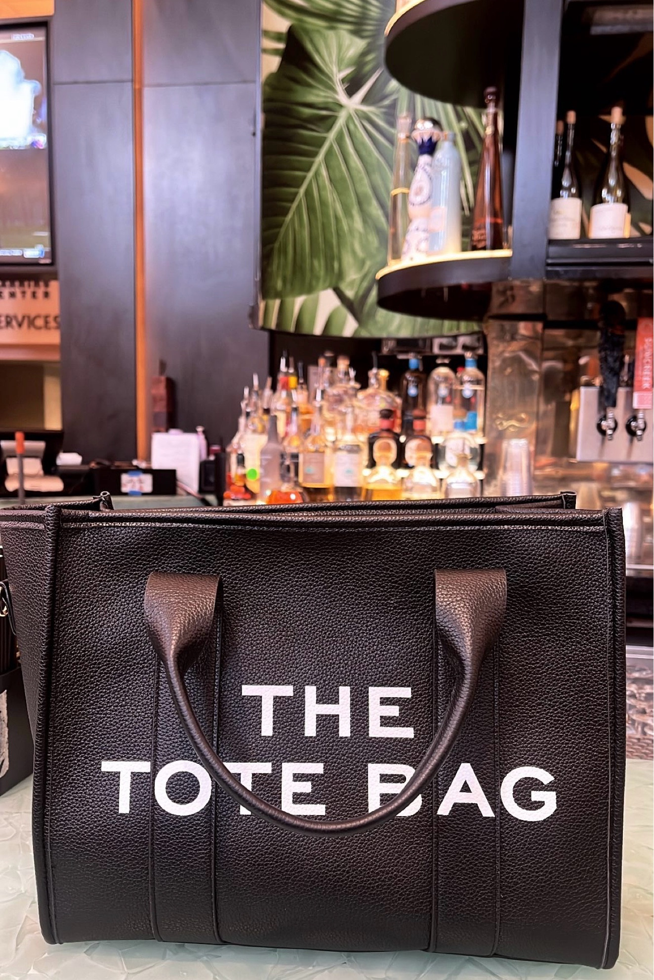 Marc Jacob’s tote bag dupe 

#LTKStyleTip #LTKTravel #LTKItBag