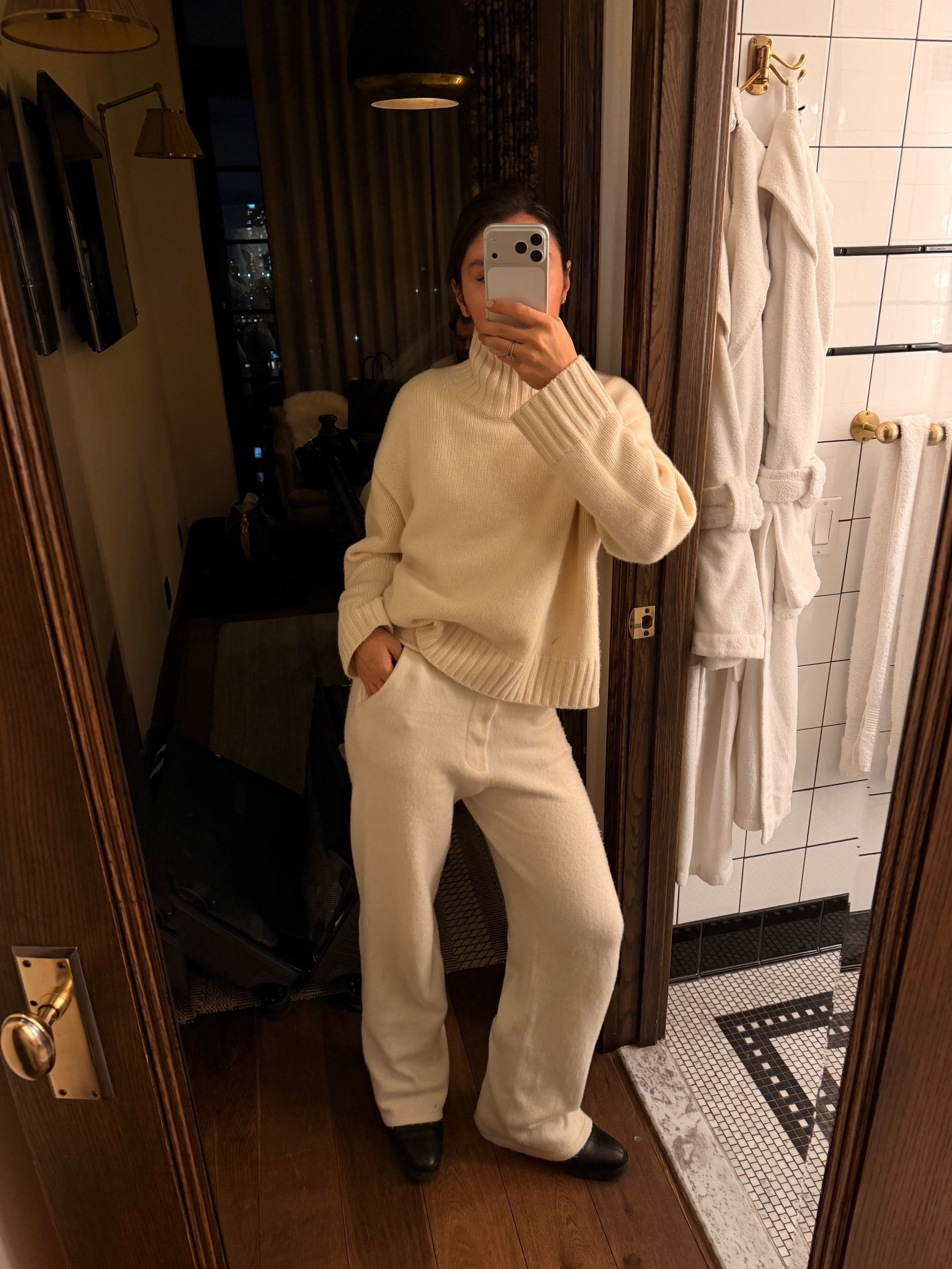 cozy travels 

#LTKluxury #LTKwinter #LTKeurope