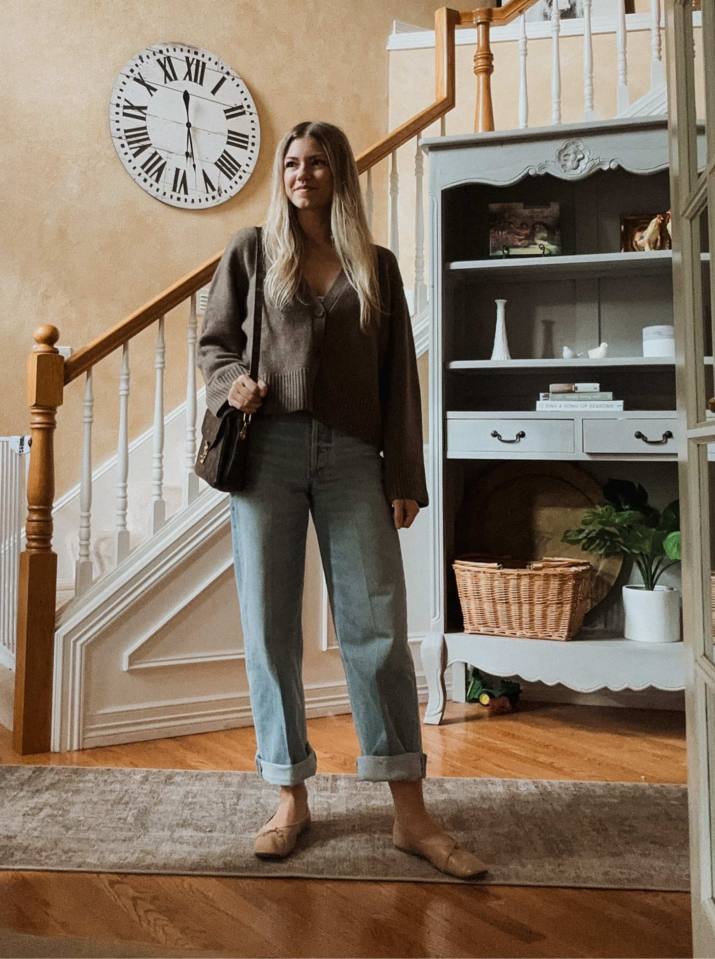 The perfect (not too) baggy jean for moms! Size down 2-3 sizes!