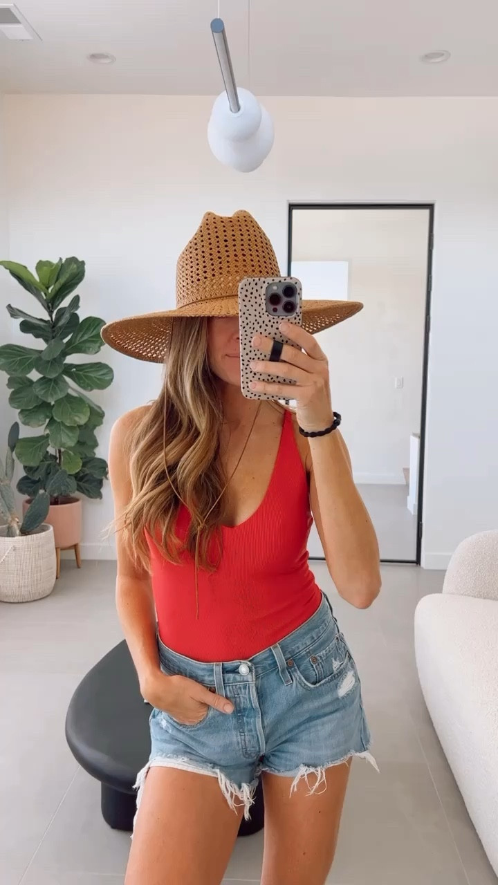 I’ve been trying to find a red swimsuit and I love this one!!!! Fits true to size- wearing an extra small. Comes in 8 colors!! Wearing a size 26 in the shorts!

#LTKSeasonal #LTKswim