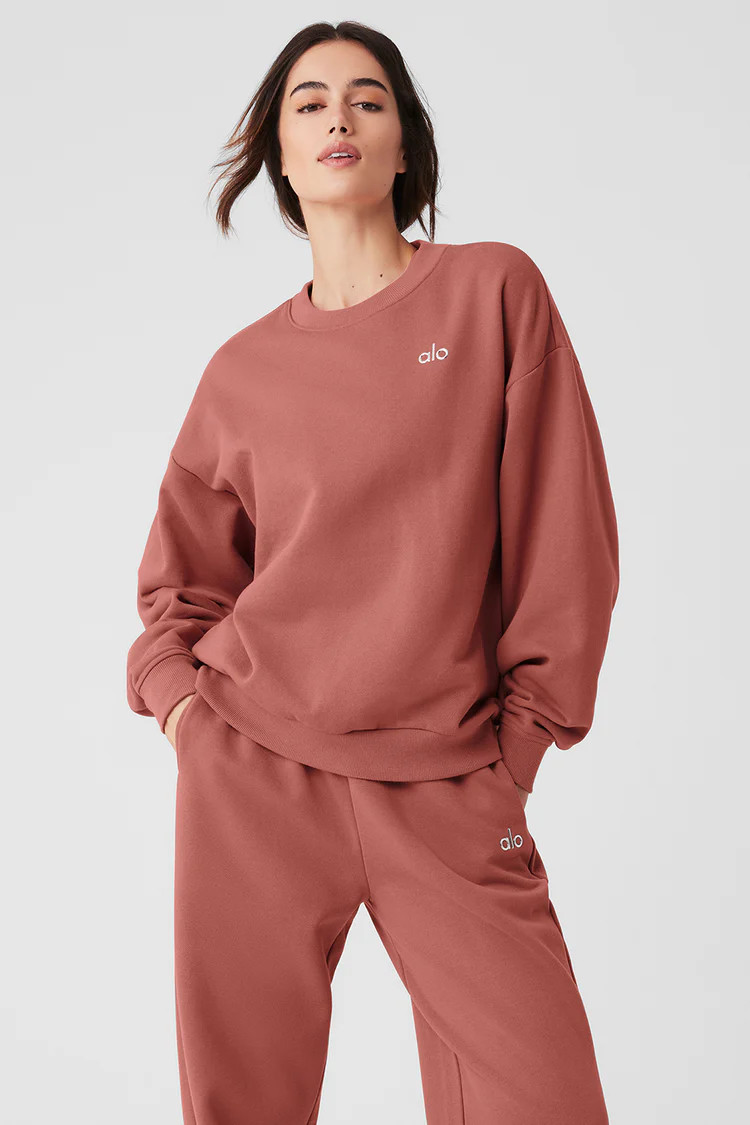 Accolade Crew Neck Pullover | Alo Yoga (US)
