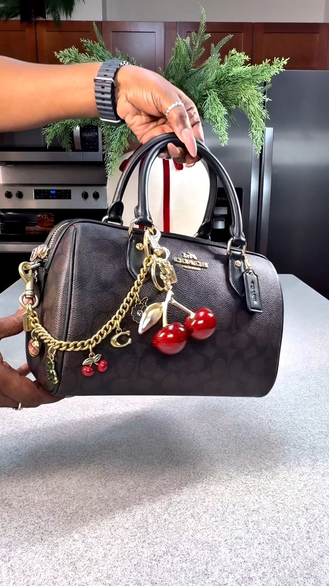 Adding Charms to my Coach Bag🌟🌟🌟