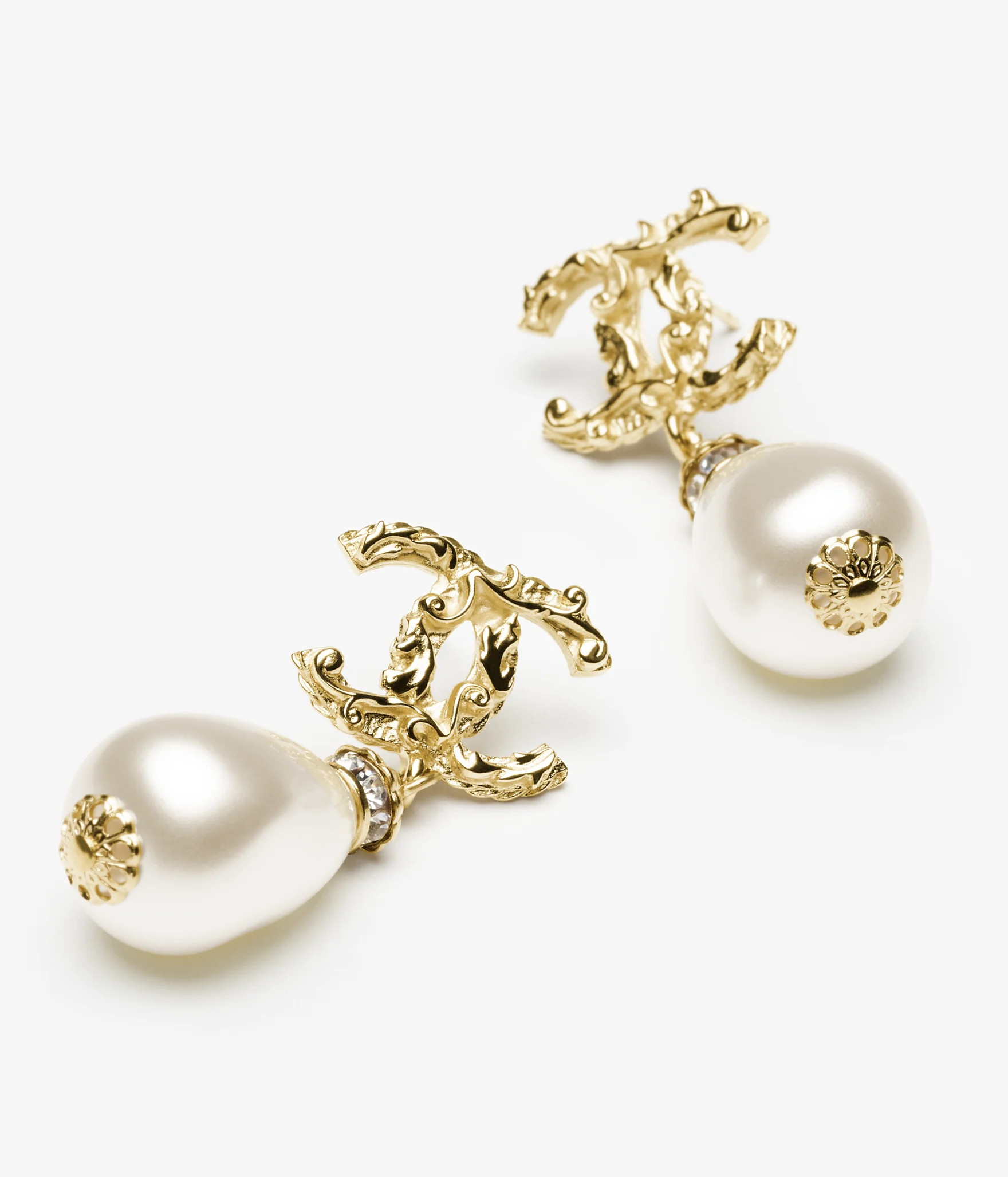 Pendant earrings - Metal, glass pearls & strass, gold, pearly white & crystal — Fashion | CHANE... | Chanel, Inc. (US)