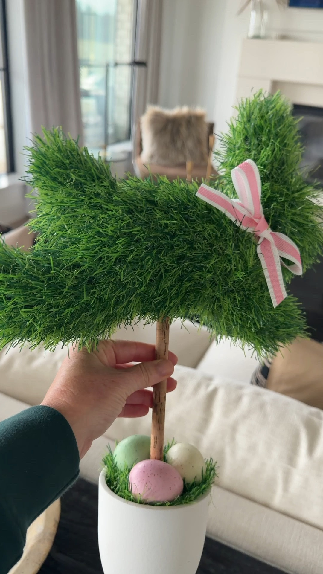 Cute bunny topiary for Easter. Under $15
