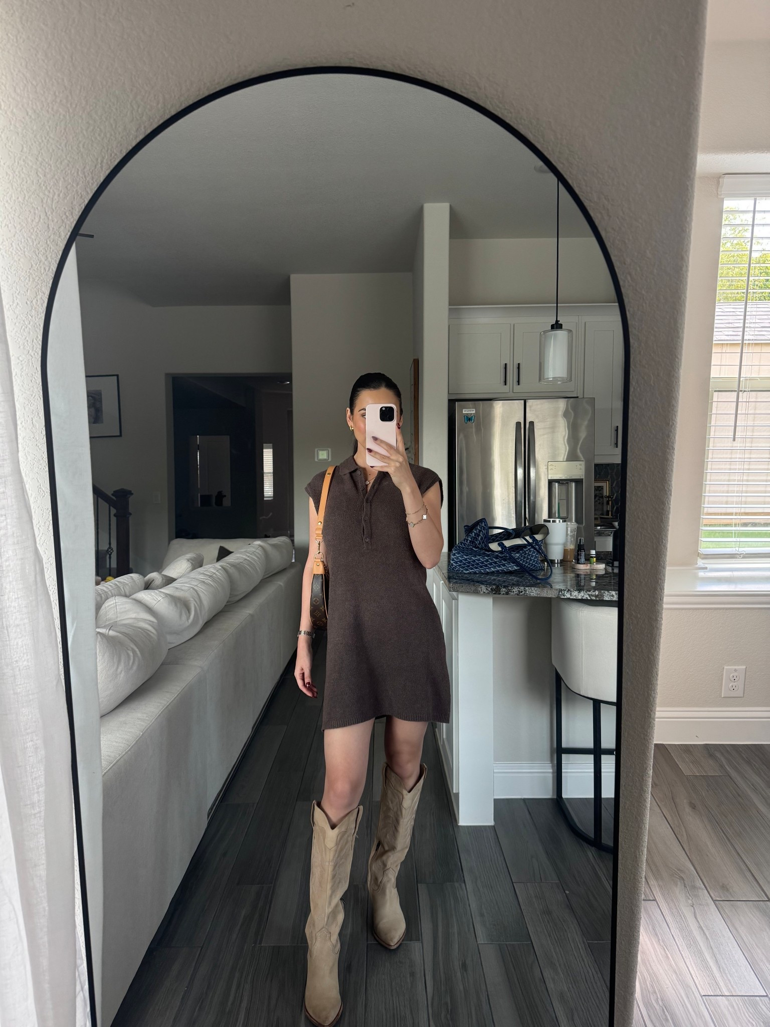 cutest fall dress, only $30 🤎 

#LTKFallSale #LTKSeasonal