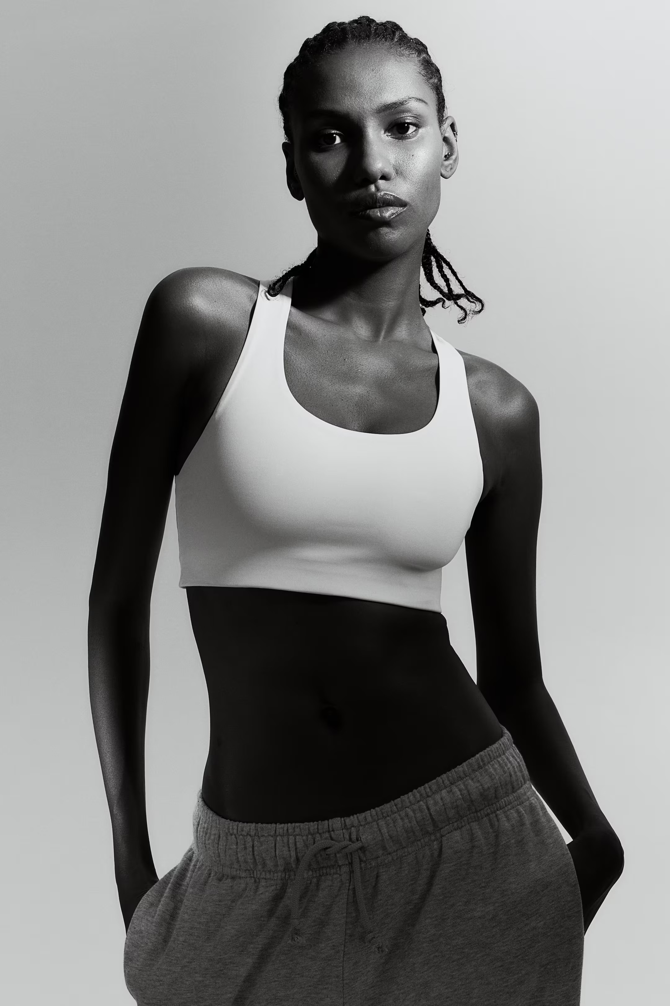 2-pack Medium Support Sports bras | H&M (UK, MY, IN, SG, PH, TW, HK)