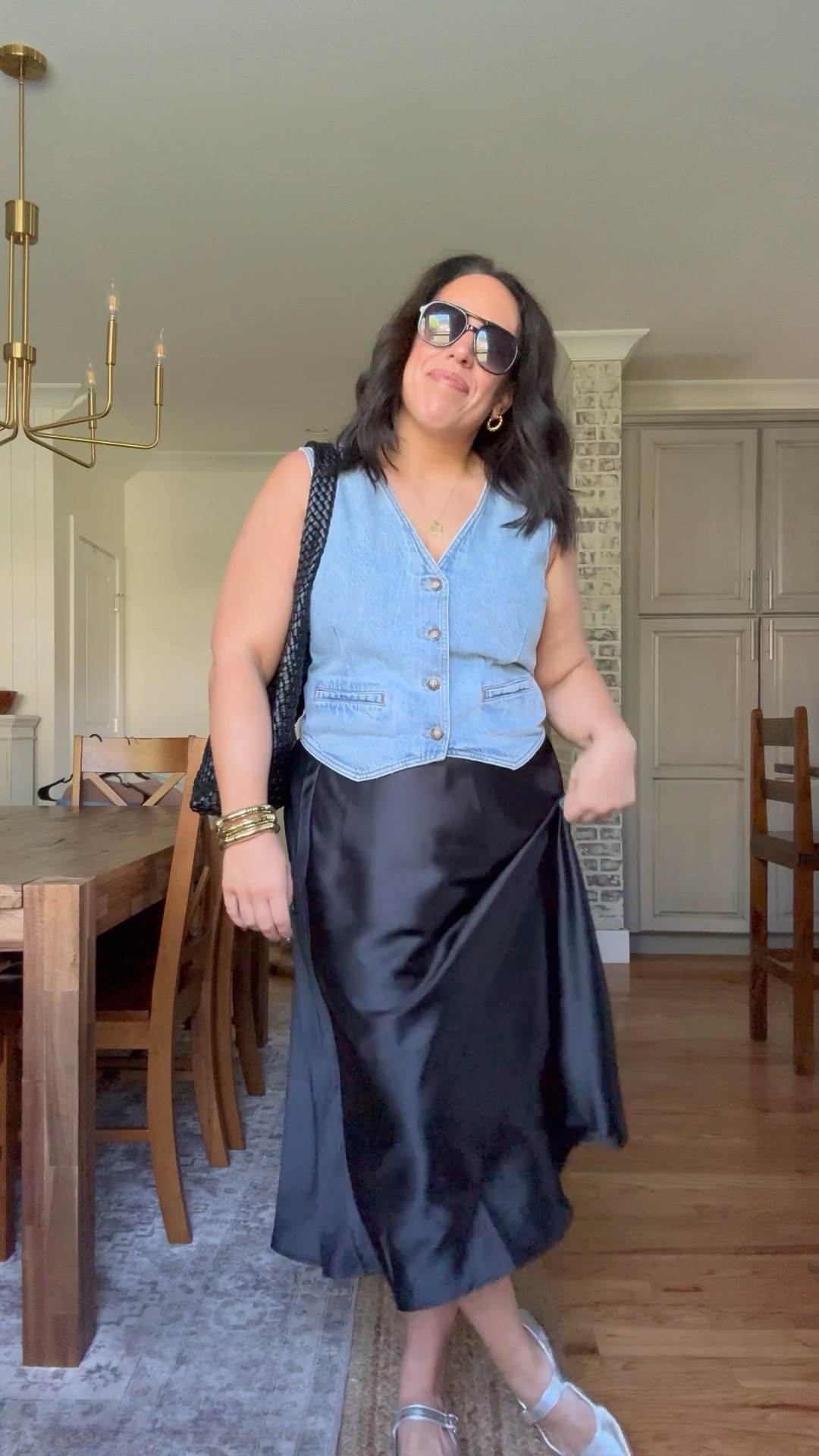 Denim vest looks for the midsize girl 👀 wearing size large in vest 



#LTKMidsize #LTKFindsUnder50 #LTKStyleTip