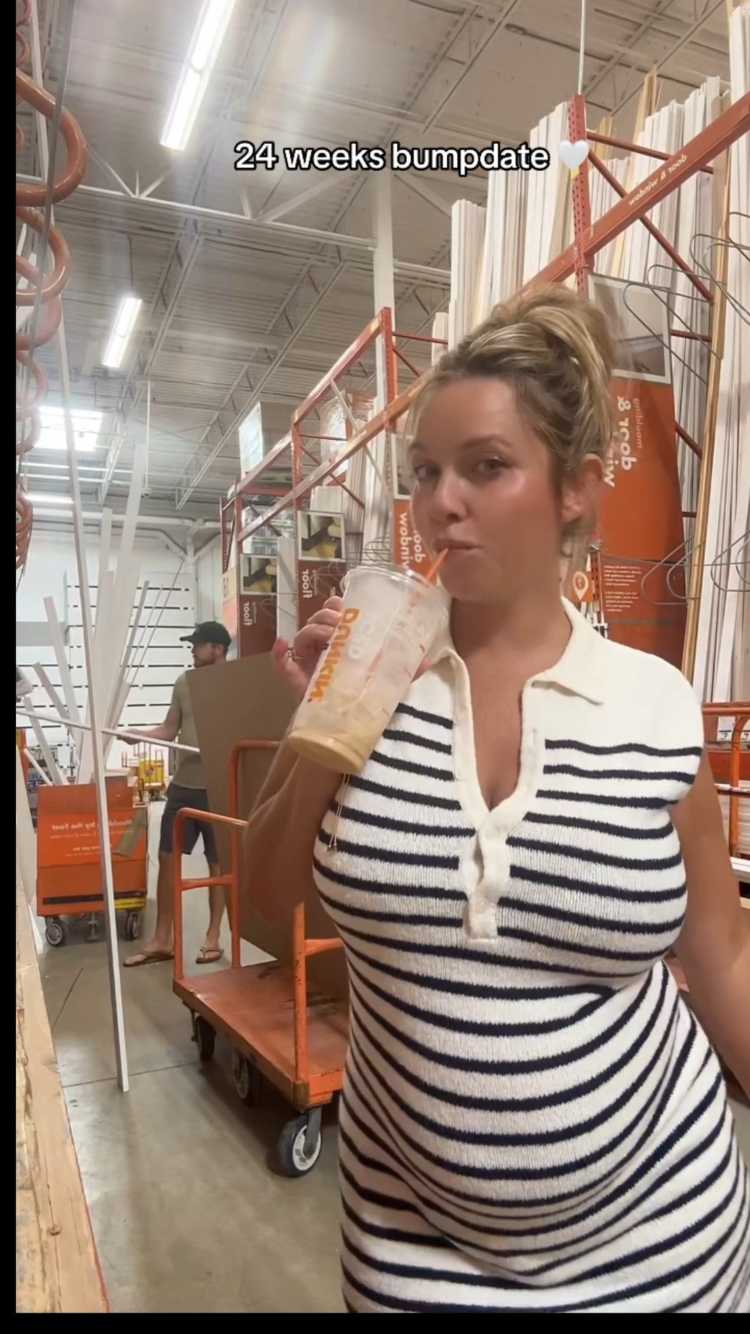 This dress in every color please 🙏 wearing size xs it’s super stretchy!